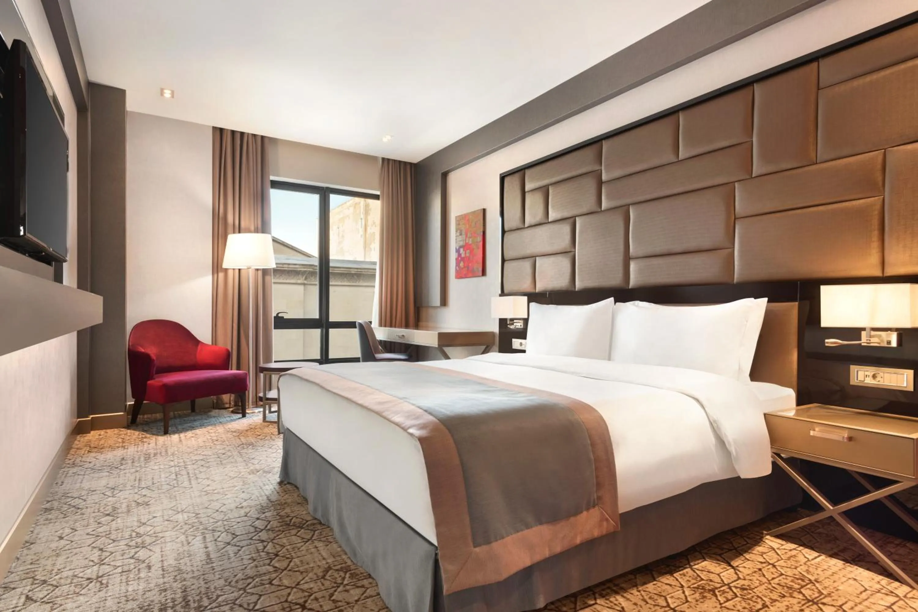 Bed in Wyndham Grand Tbilisi
