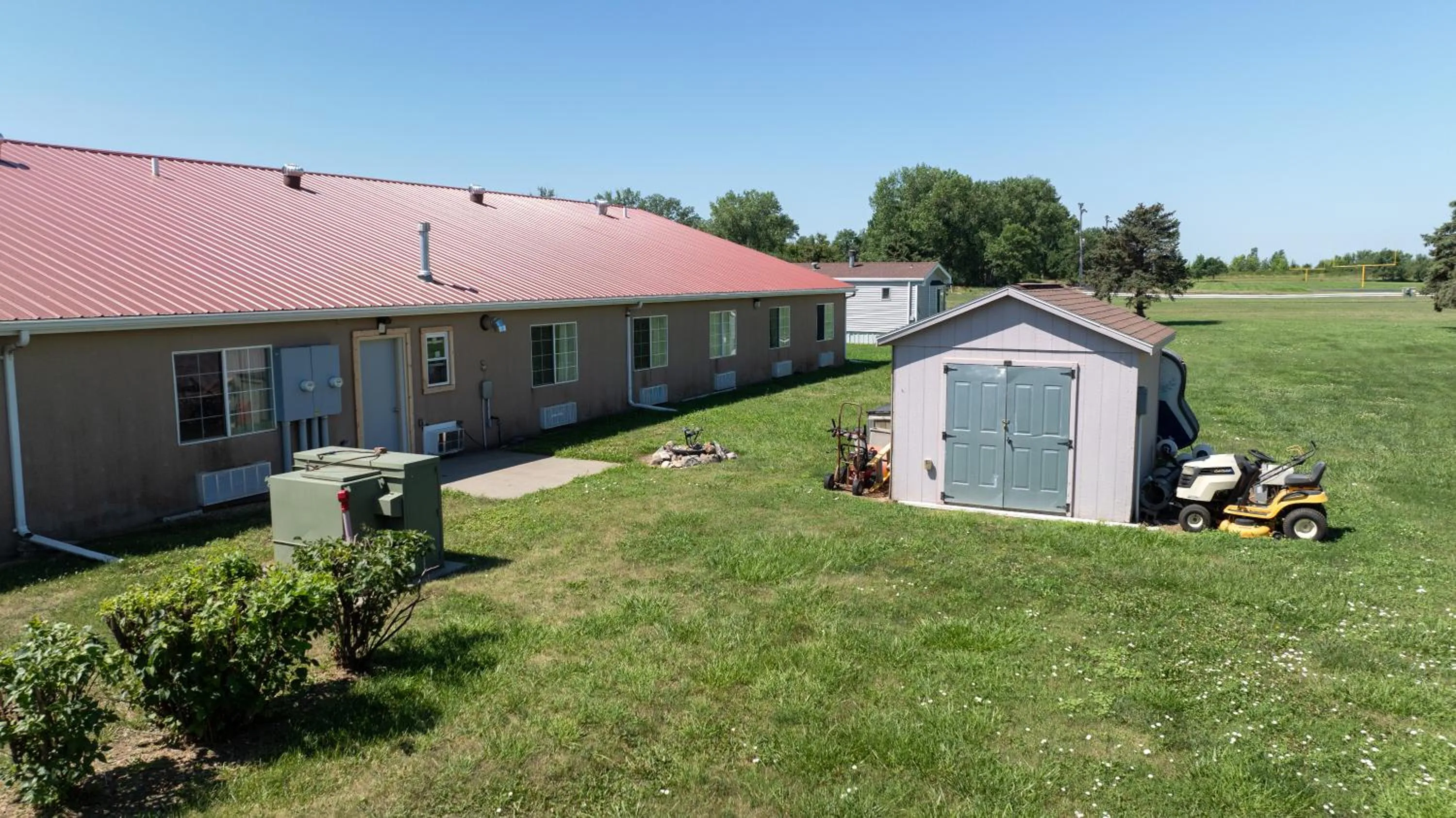 Property building in Westwood Inn & Suites Kimball I 90