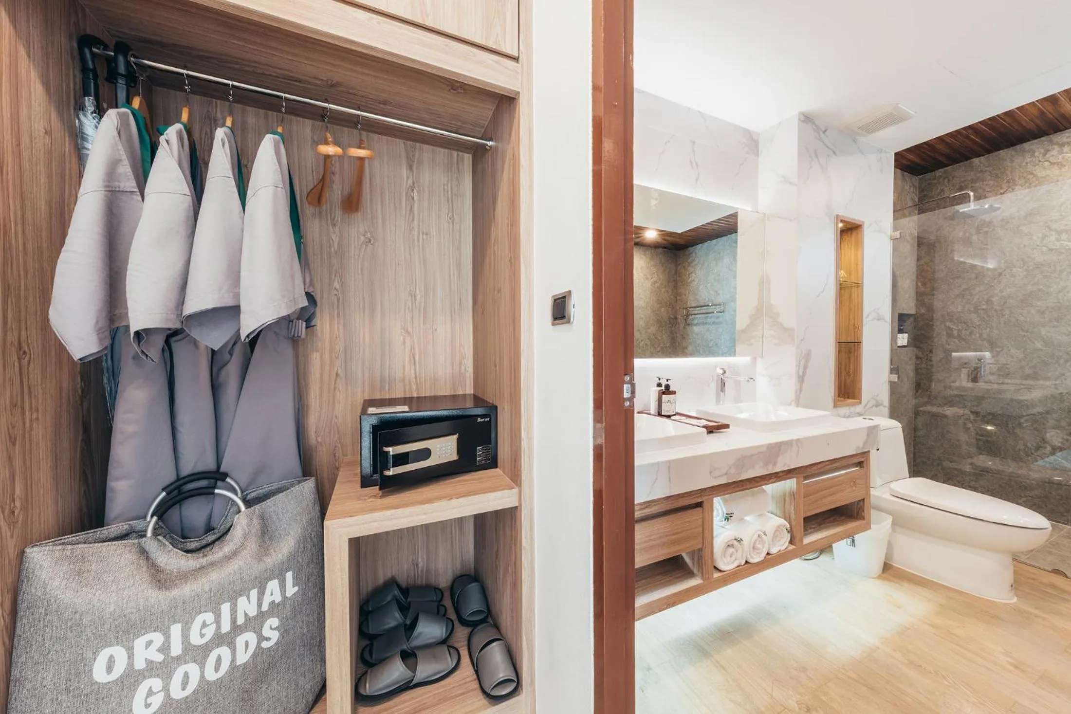 Bathroom in Poonsiri Varich Pool Villa Aonang