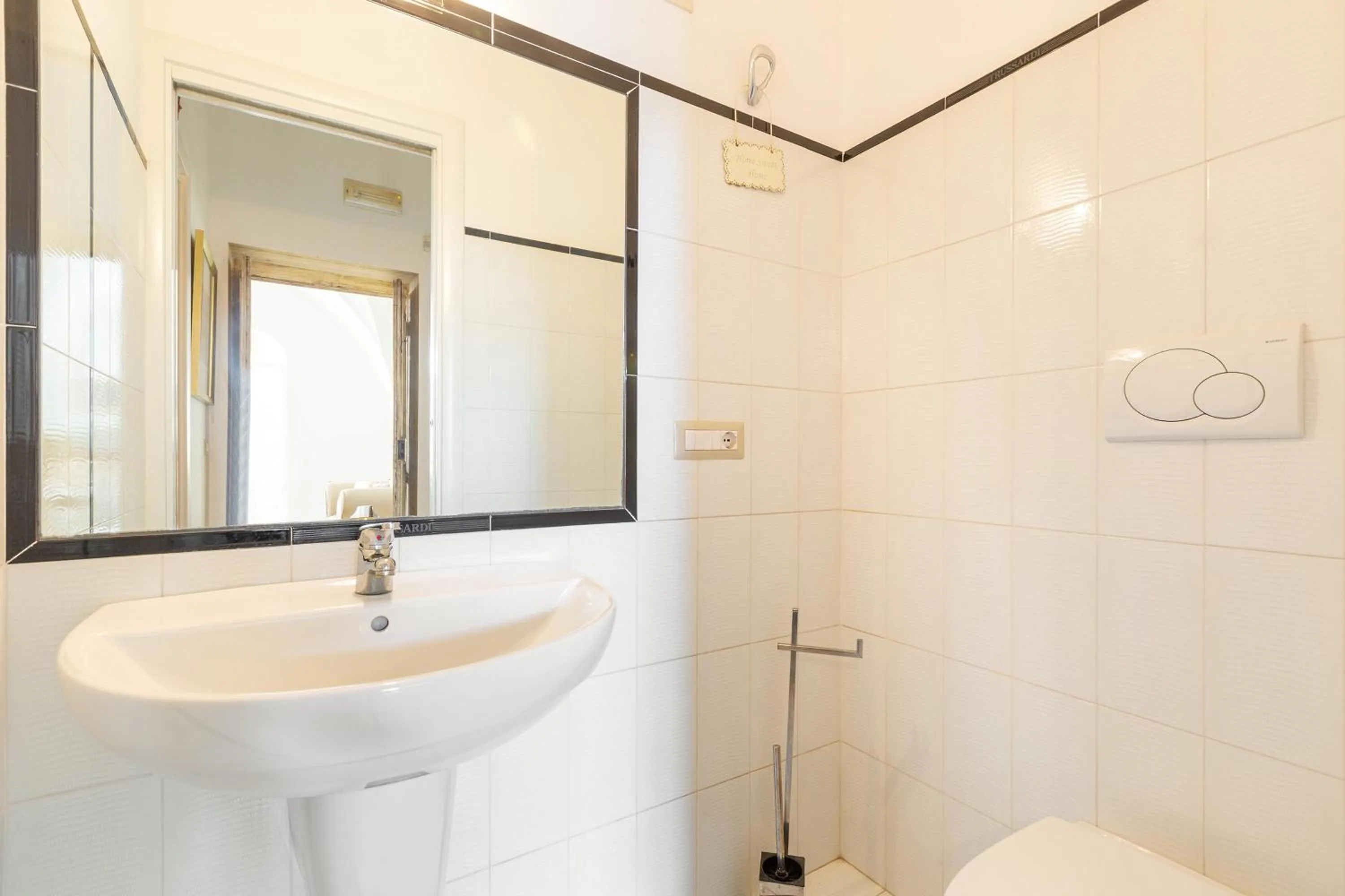 Bathroom in Casino Casalino by Perle di Puglia