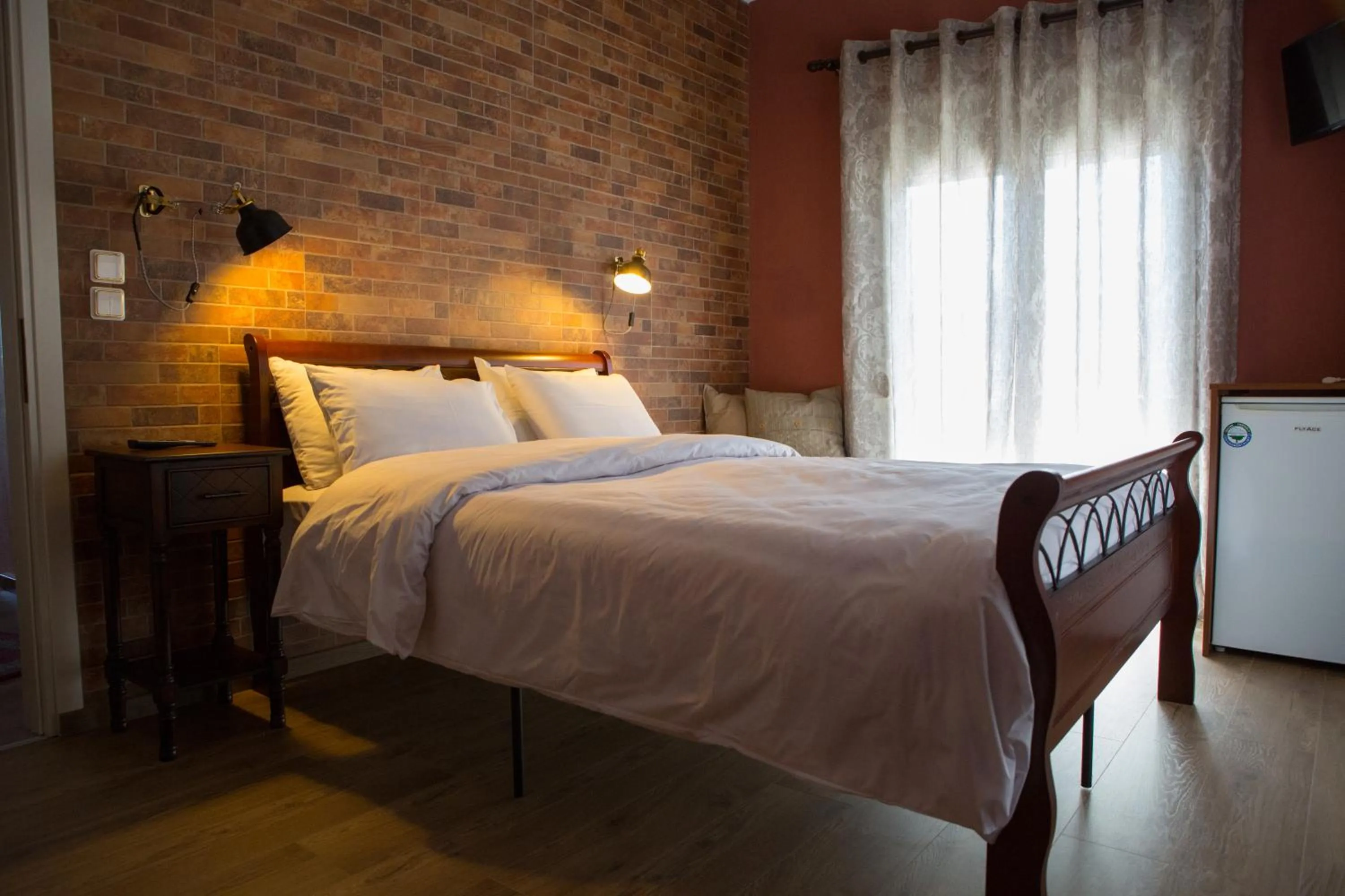 Bedroom, Bed in Guesthouse Monopati - Ξενώνας Μονοπάτι