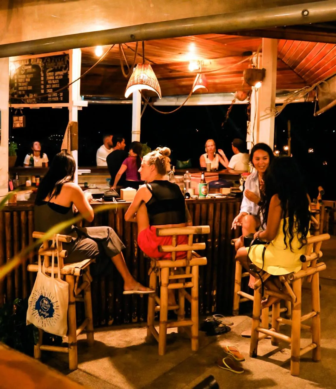 Lounge or bar in Tiki Beach Koh Phangan Beach Restaurant Bar and Coworking