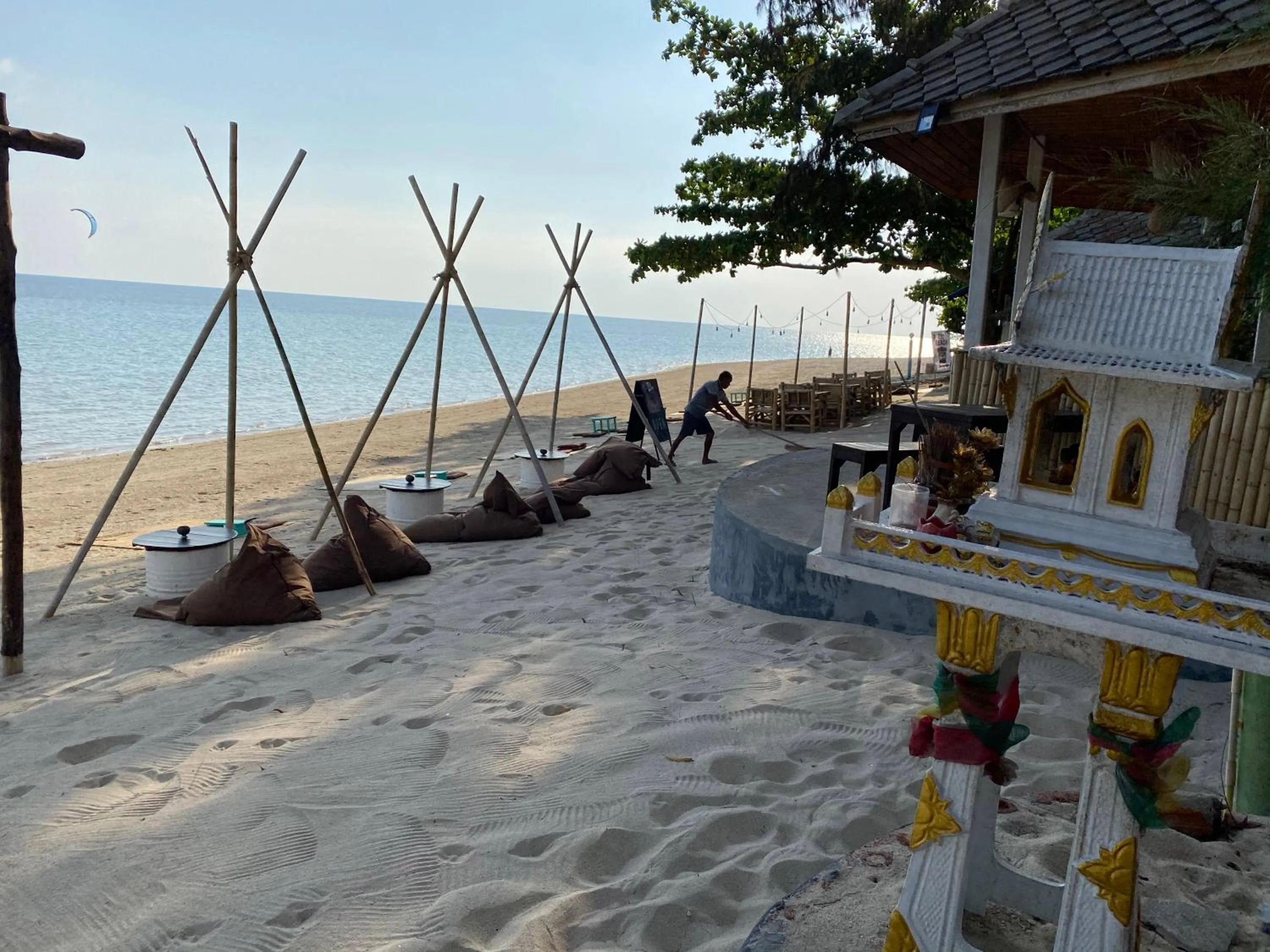 Lounge or bar in Tiki Beach Koh Phangan Beach Restaurant Bar and Coworking