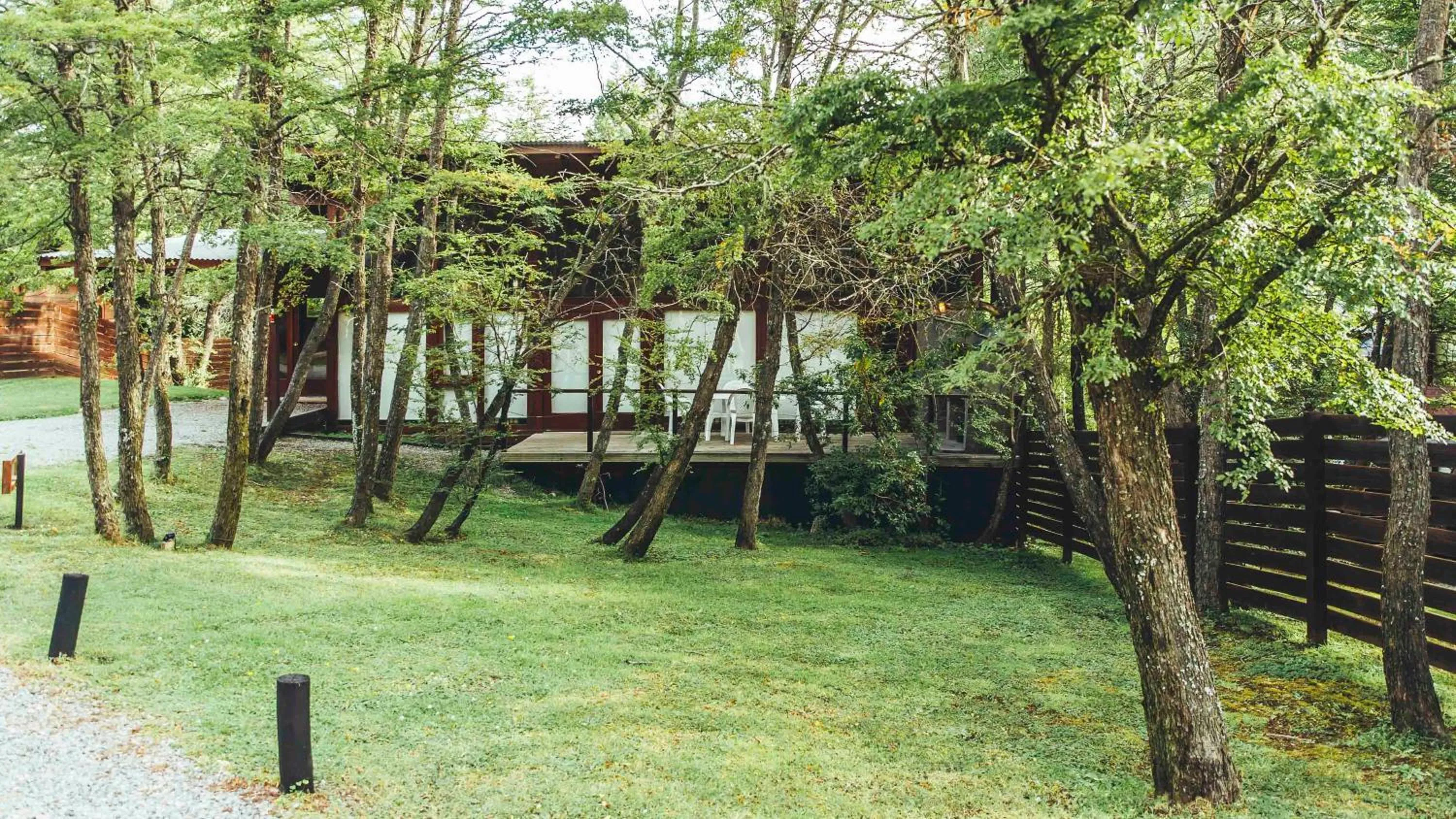 Arbolar, Casas de Montaña- Piscina climatizada