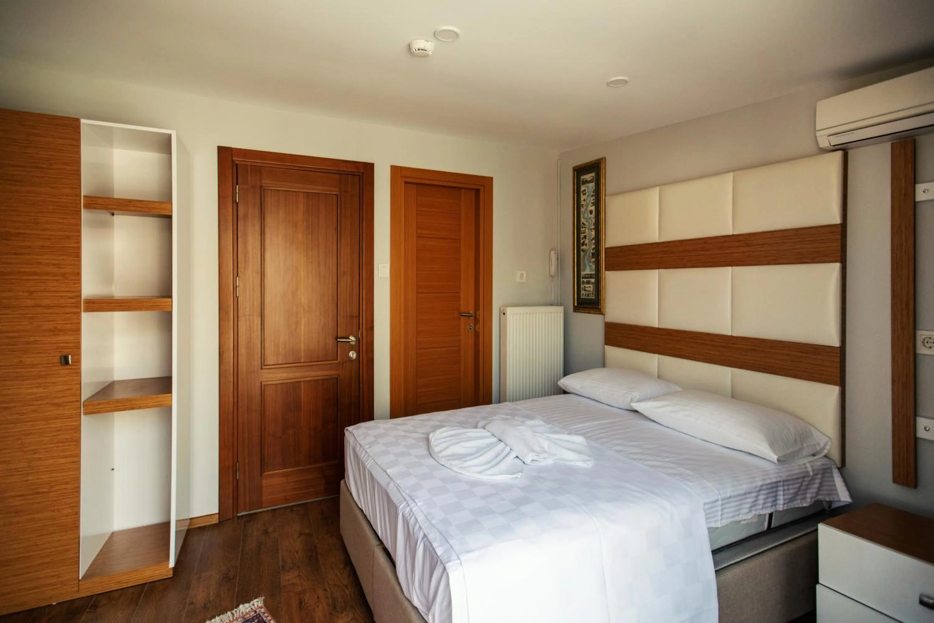 Bed in Maduro Hotel Istanbul