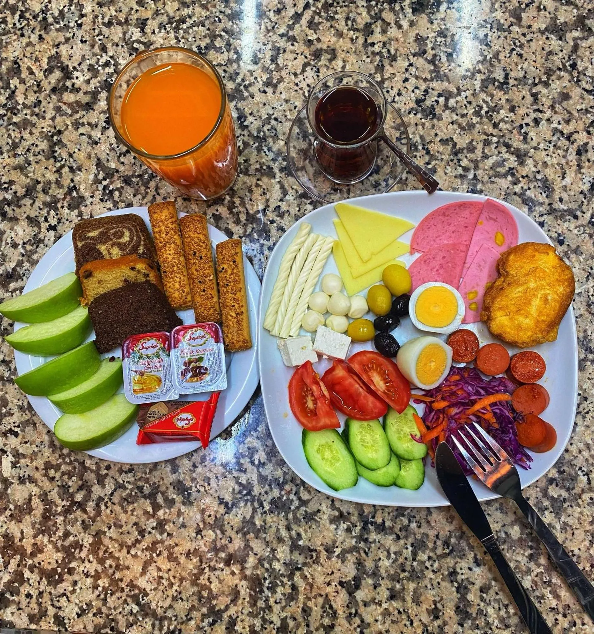 Food and drinks in Maduro Hotel Istanbul