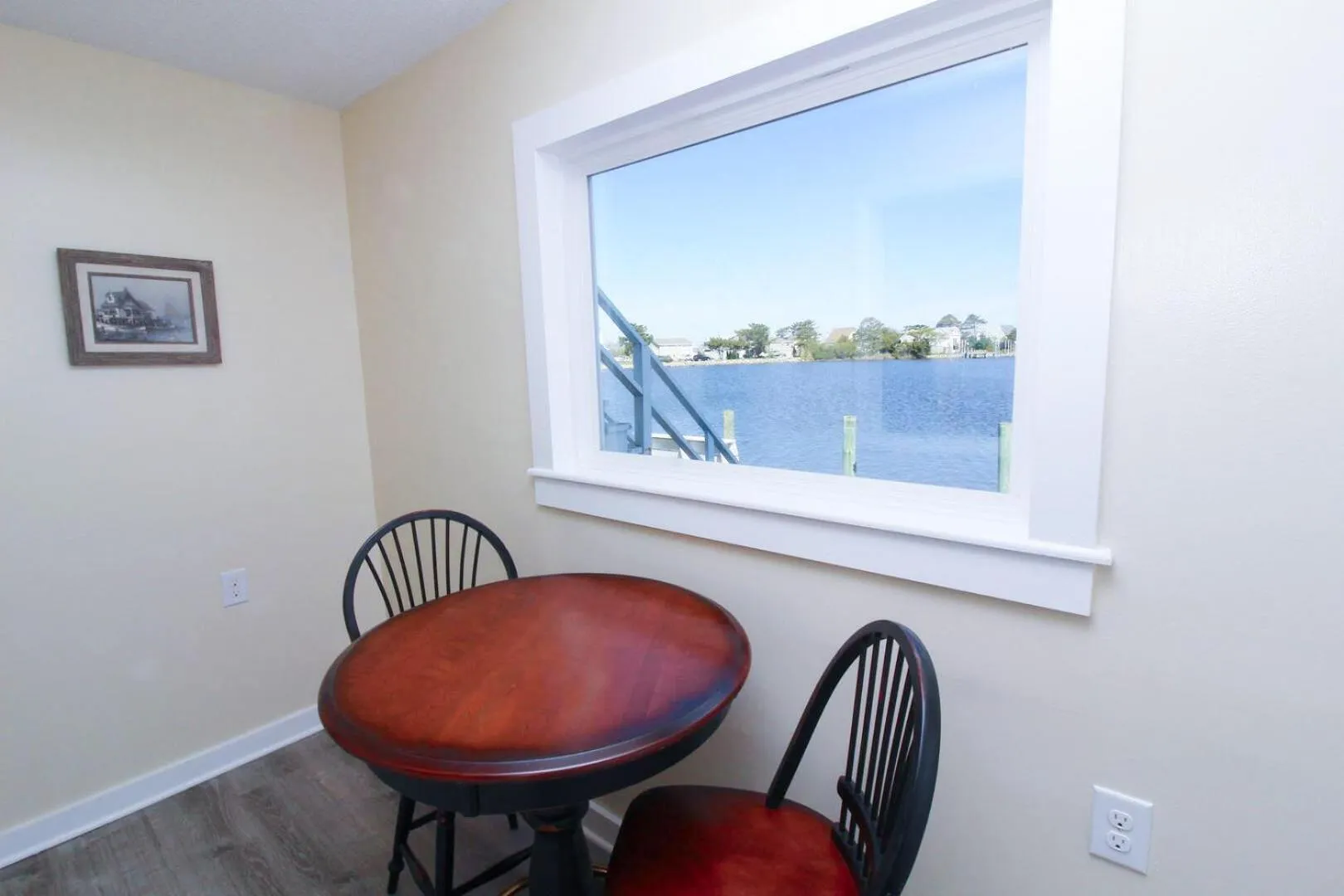 Seating area in Fin 'N Feather Waterside Inn by Kees Vacations