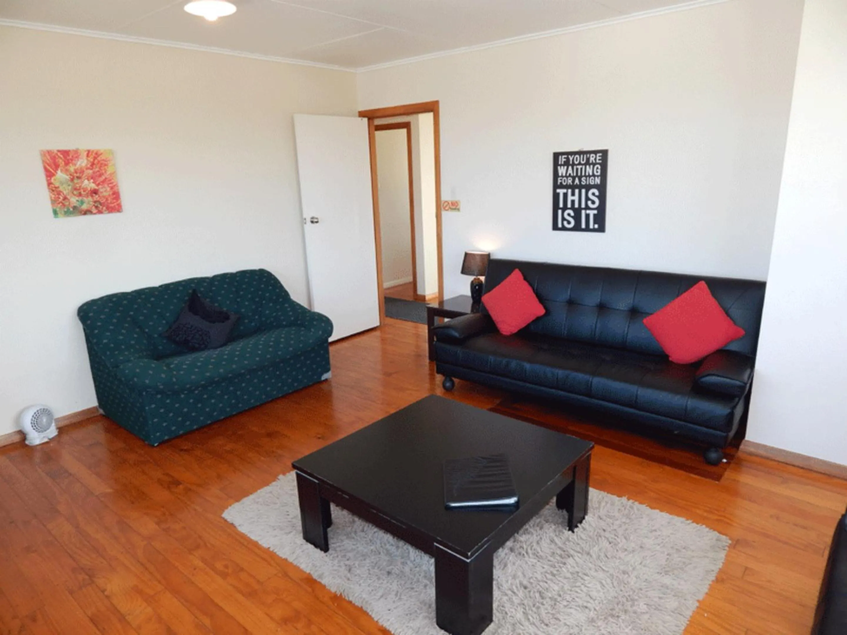 Living room in Cheviot Park Motor Lodge