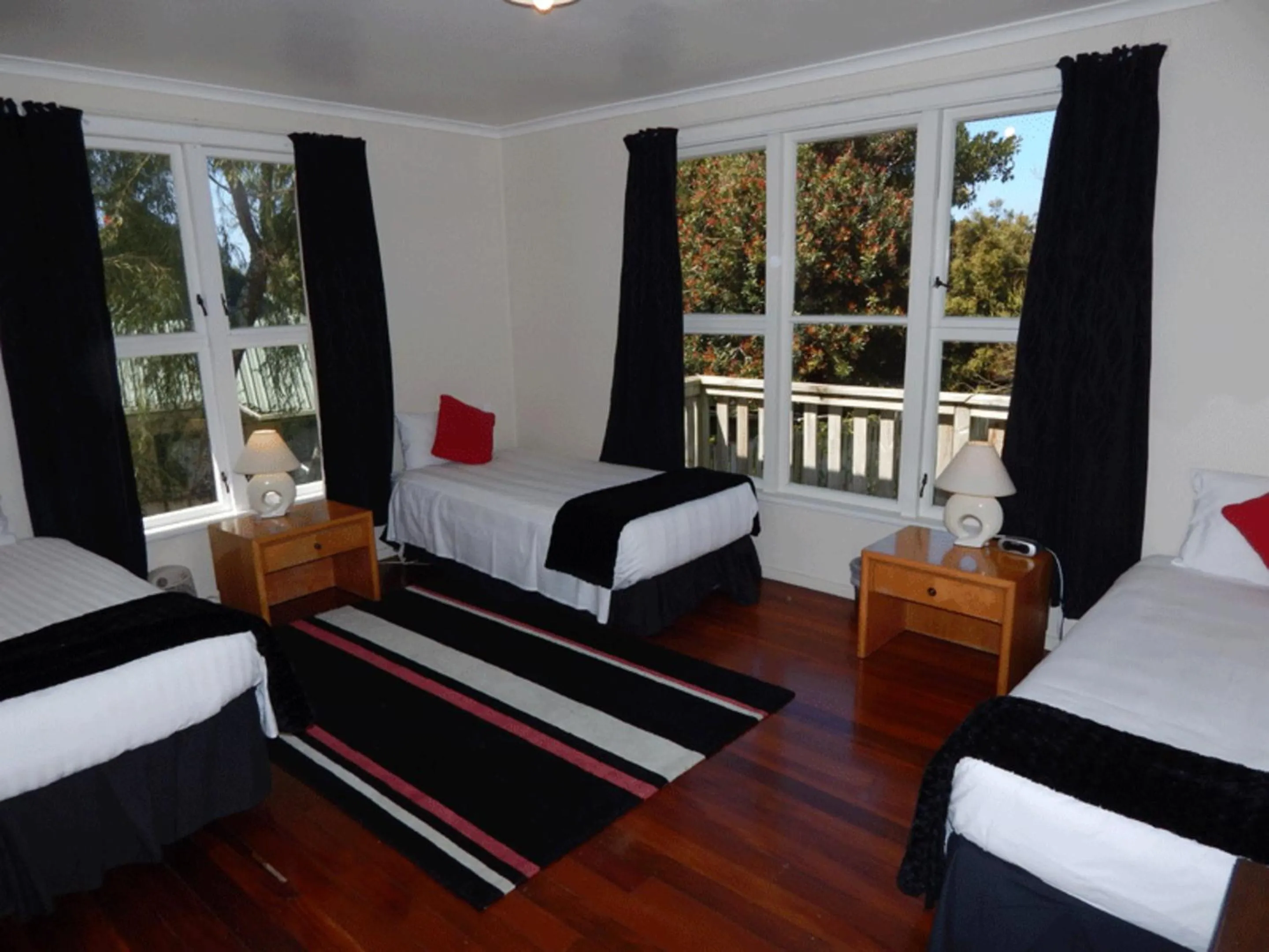 Bed in Cheviot Park Motor Lodge