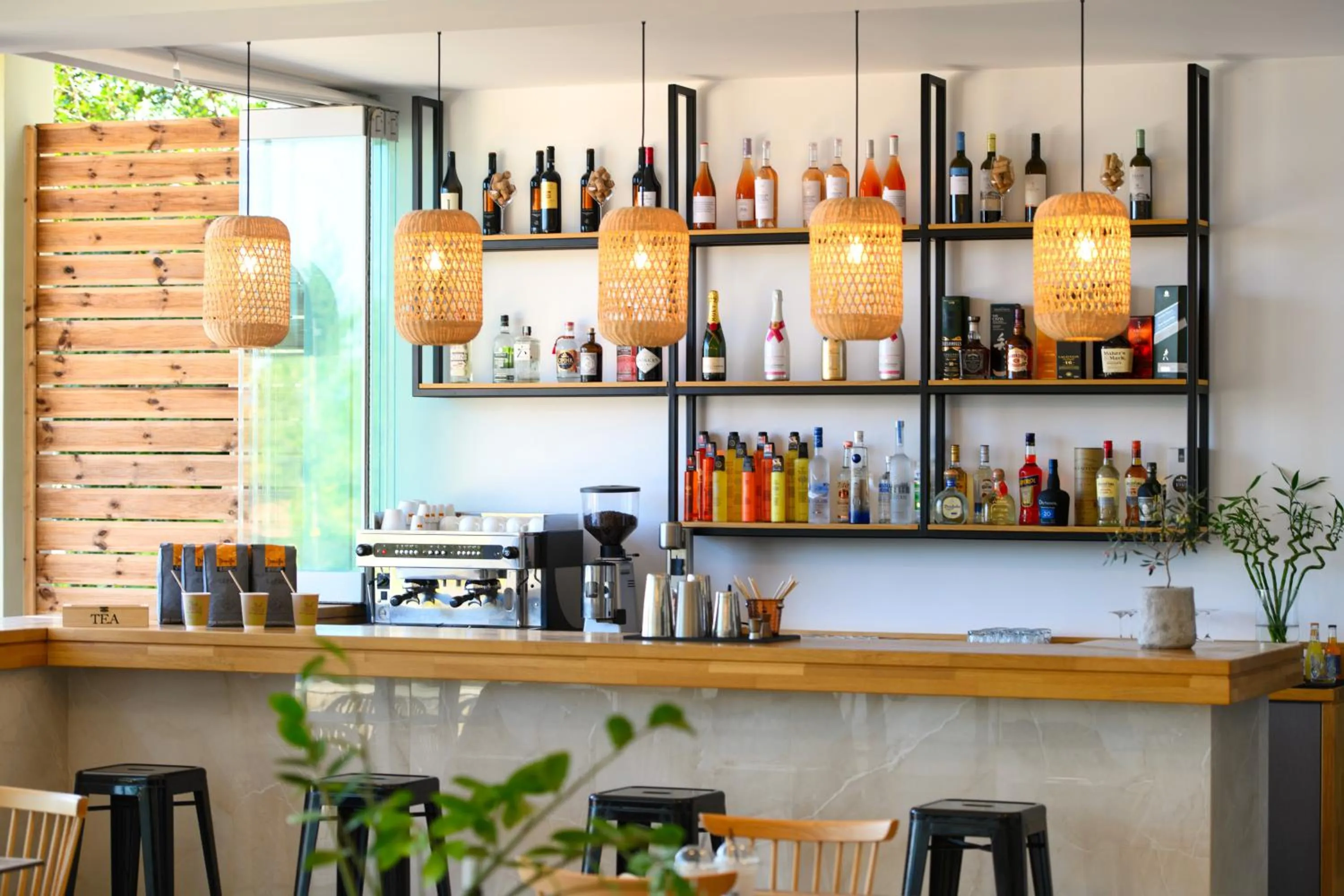 Lounge or bar in Eleals Boutique Hotel