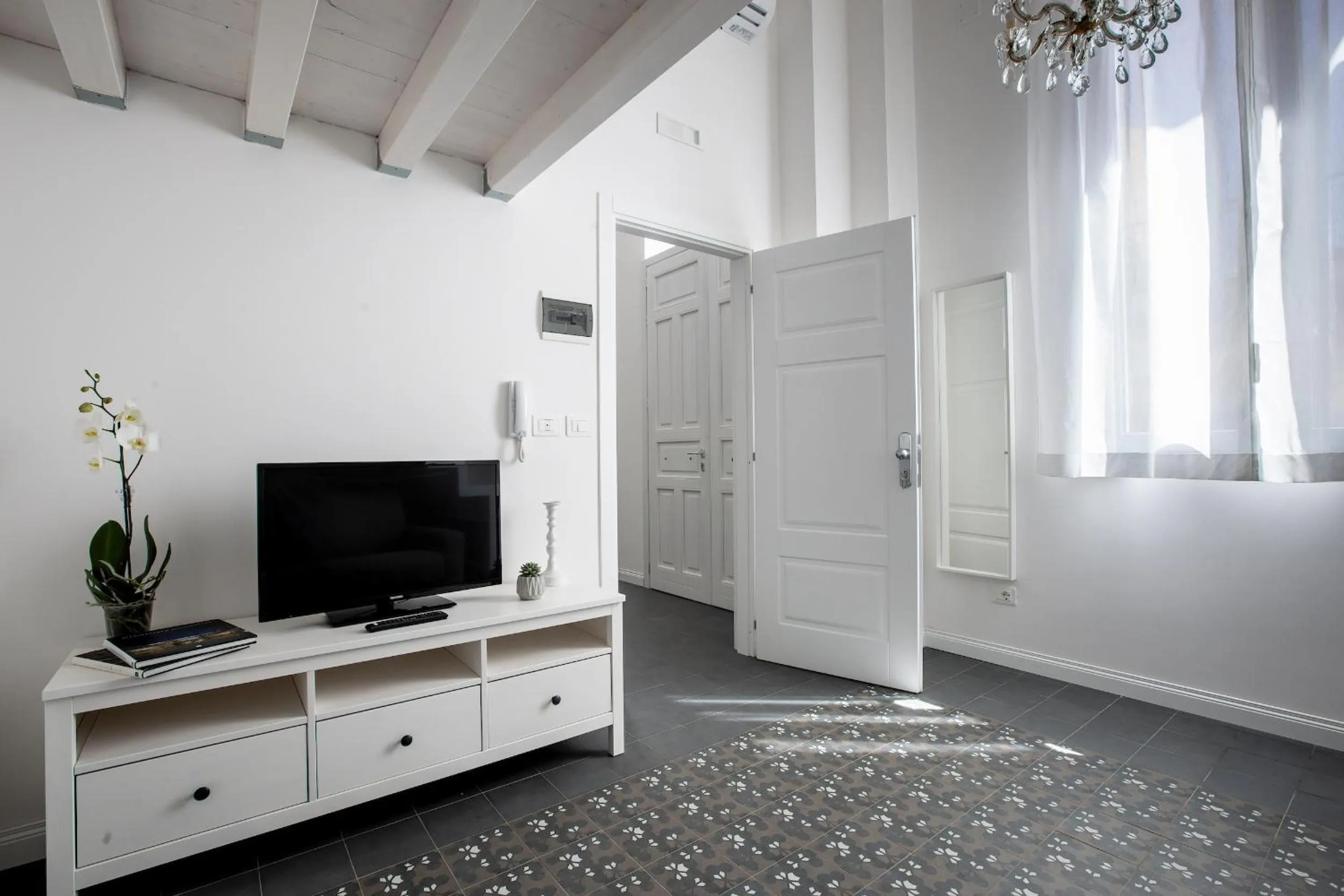 TV and multimedia in Aruci b&b