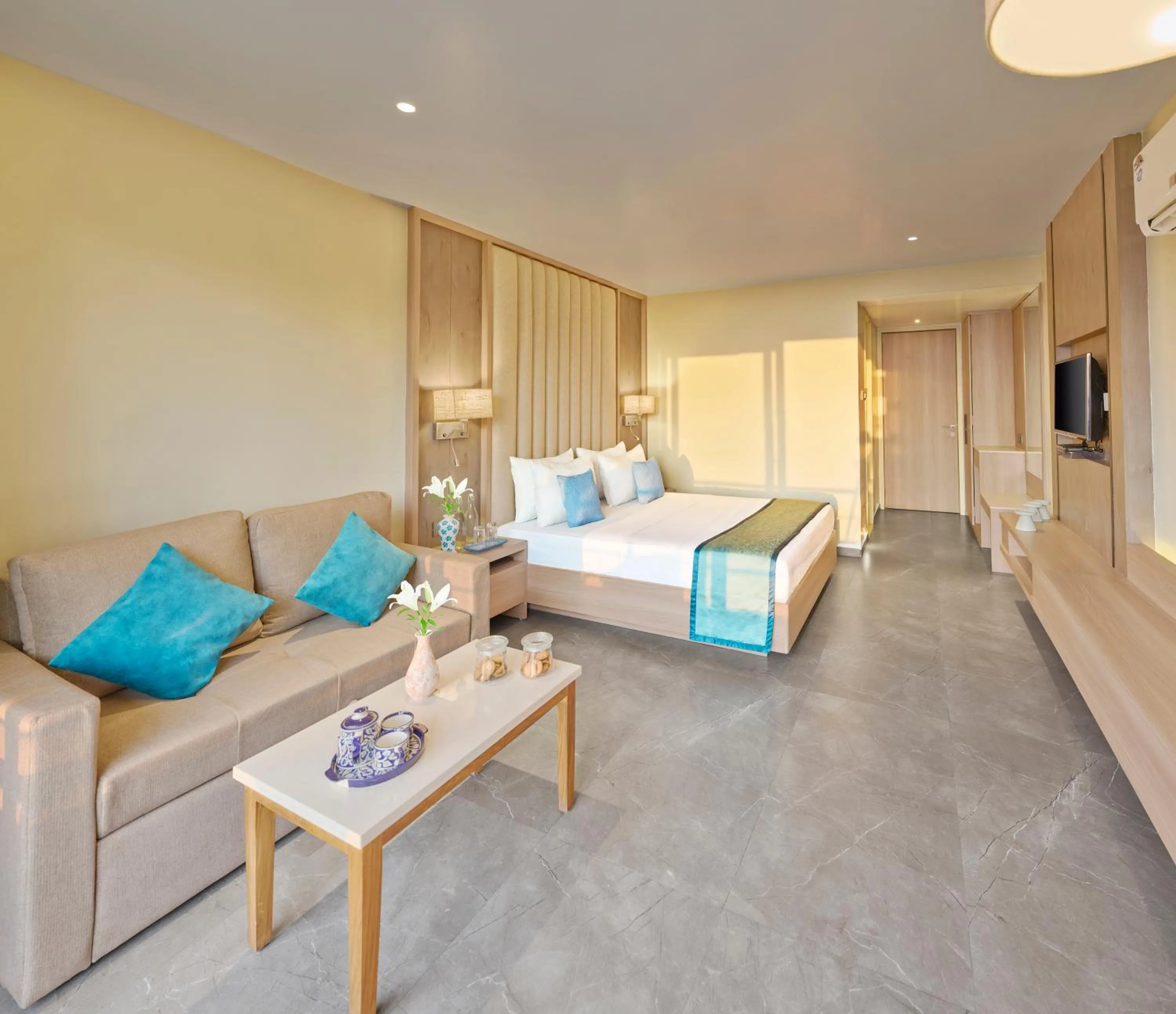 Bedroom, Bed in Shivsagar Resort & Spa