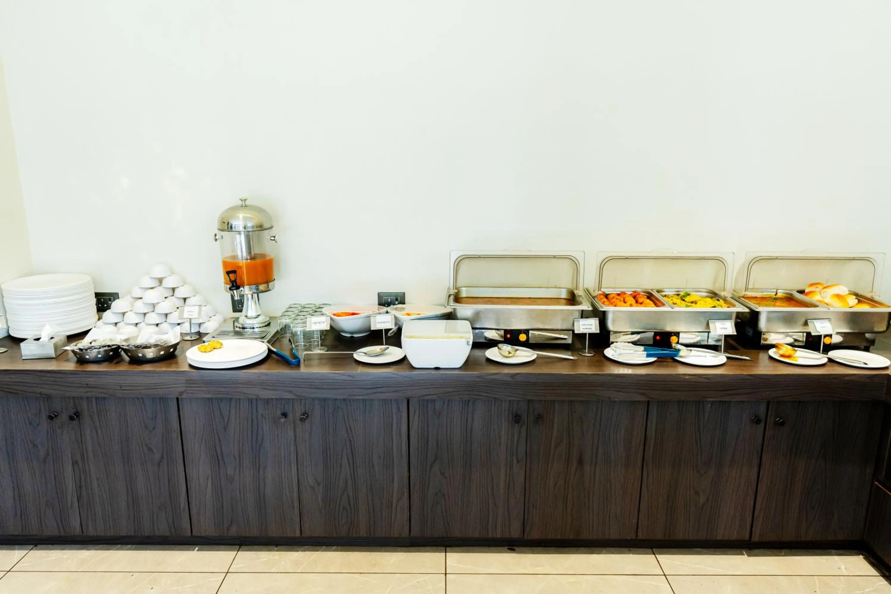 Buffet breakfast in Shivsagar Resort & Spa