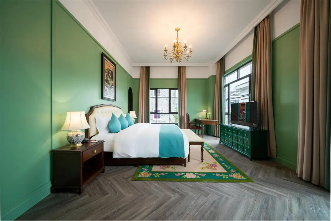 Photo of the whole room in Hotel Indigo Heilong Lake by IHG