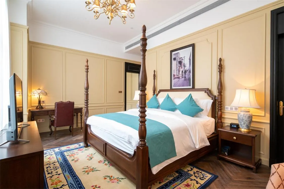 Photo of the whole room in Hotel Indigo Heilong Lake by IHG