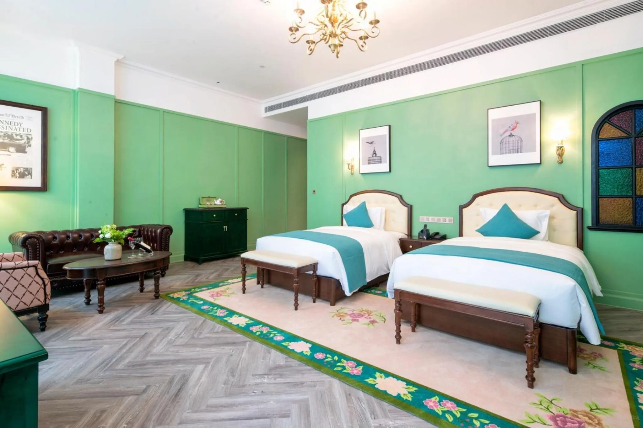 Photo of the whole room in Hotel Indigo Heilong Lake by IHG