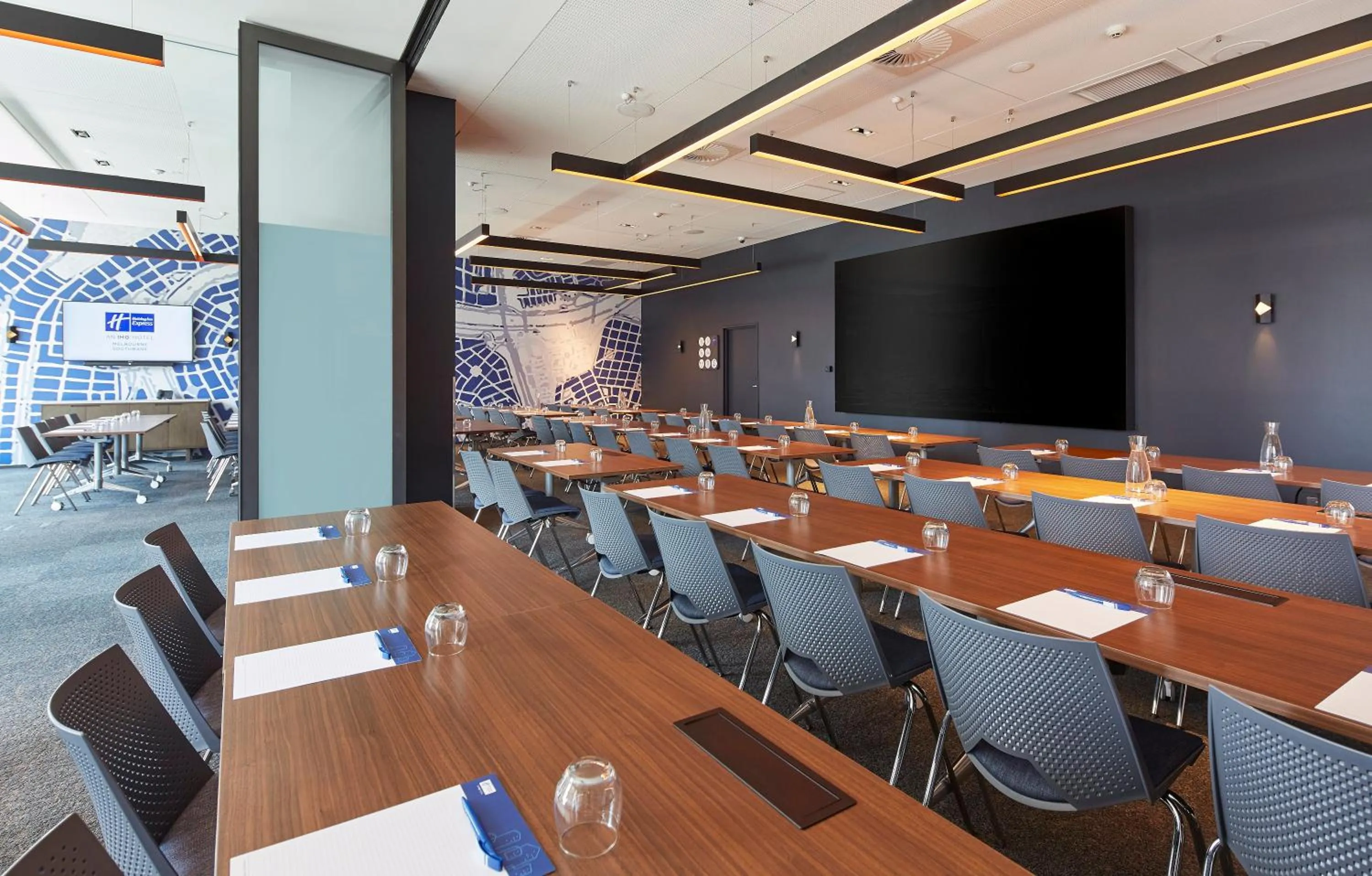 Meeting/conference room in Holiday Inn Express Melbourne Southbank by IHG
