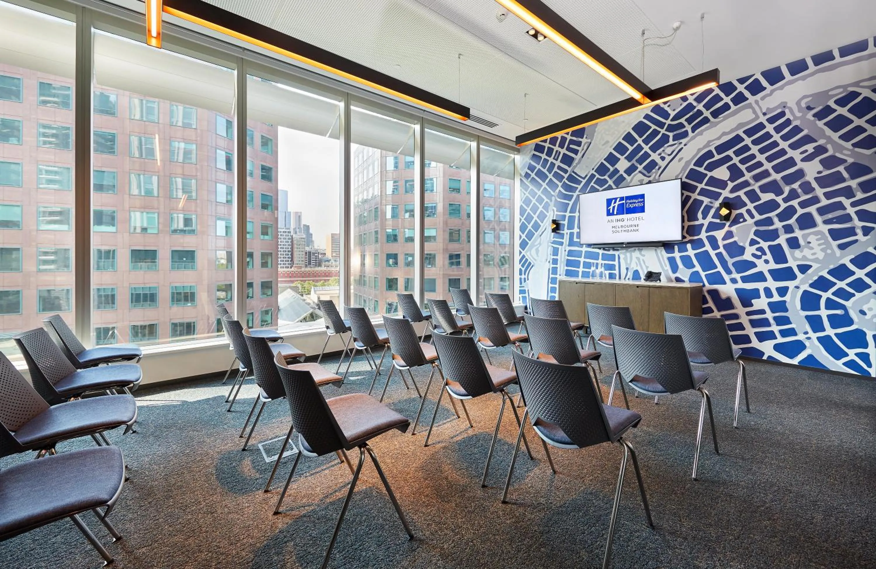Meeting/conference room in Holiday Inn Express Melbourne Southbank by IHG