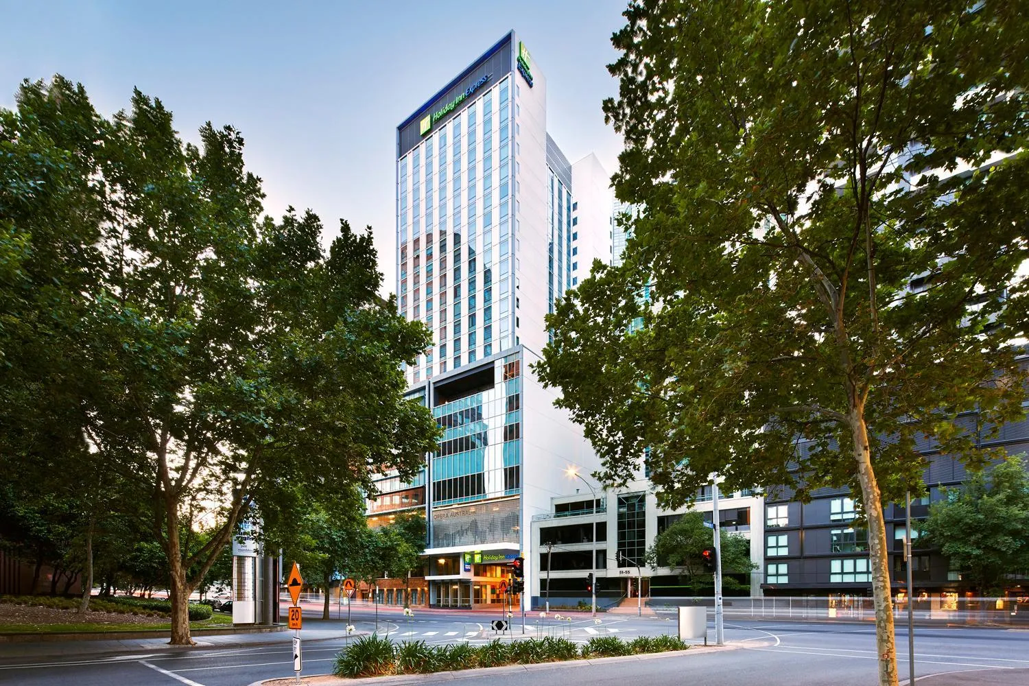 Property building in Holiday Inn Express Melbourne Southbank by IHG