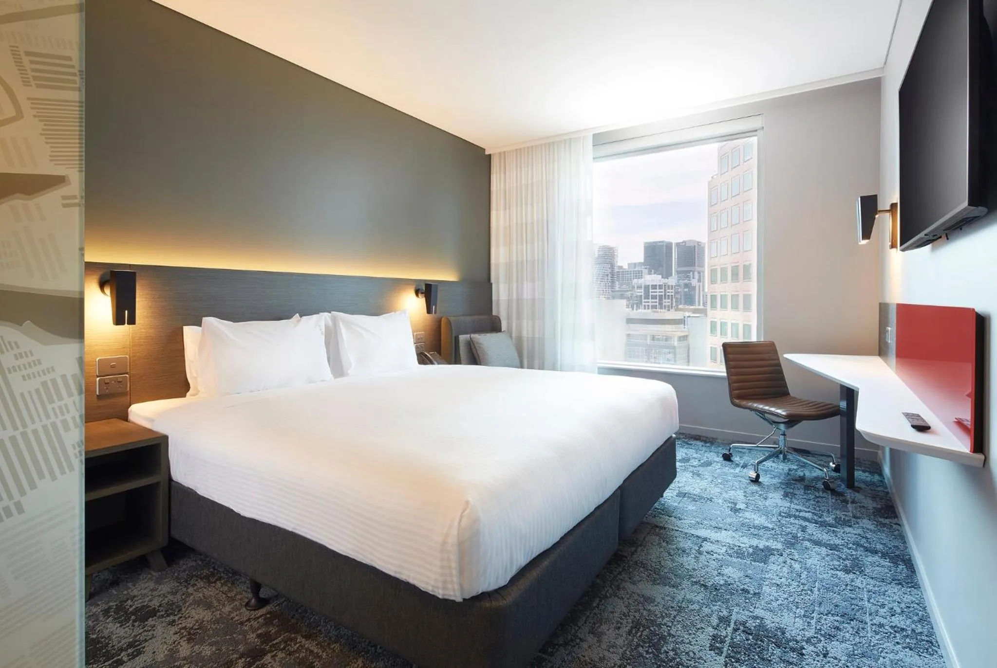 Photo of the whole room, Bed in Holiday Inn Express Melbourne Southbank by IHG