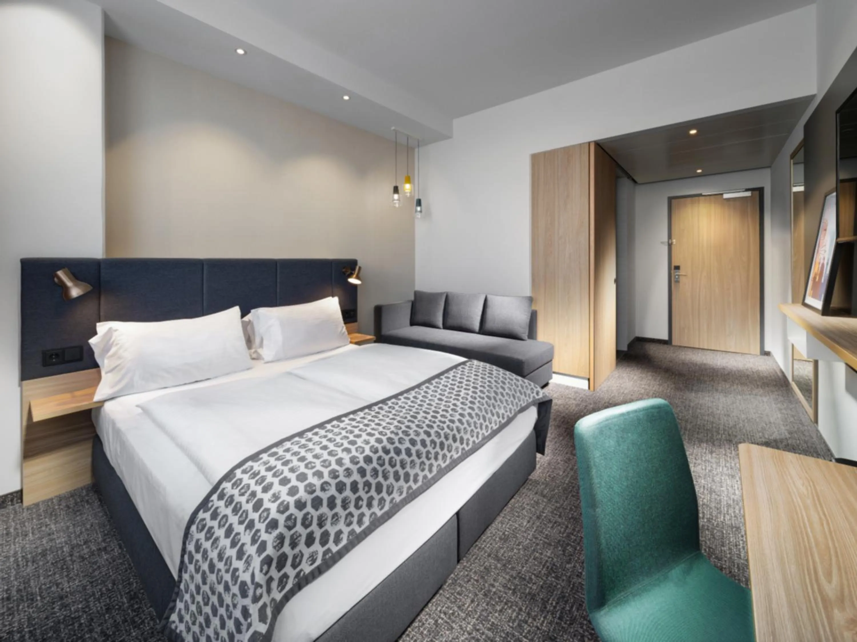 Bedroom, Bed in Clarion Hotel Vienna South