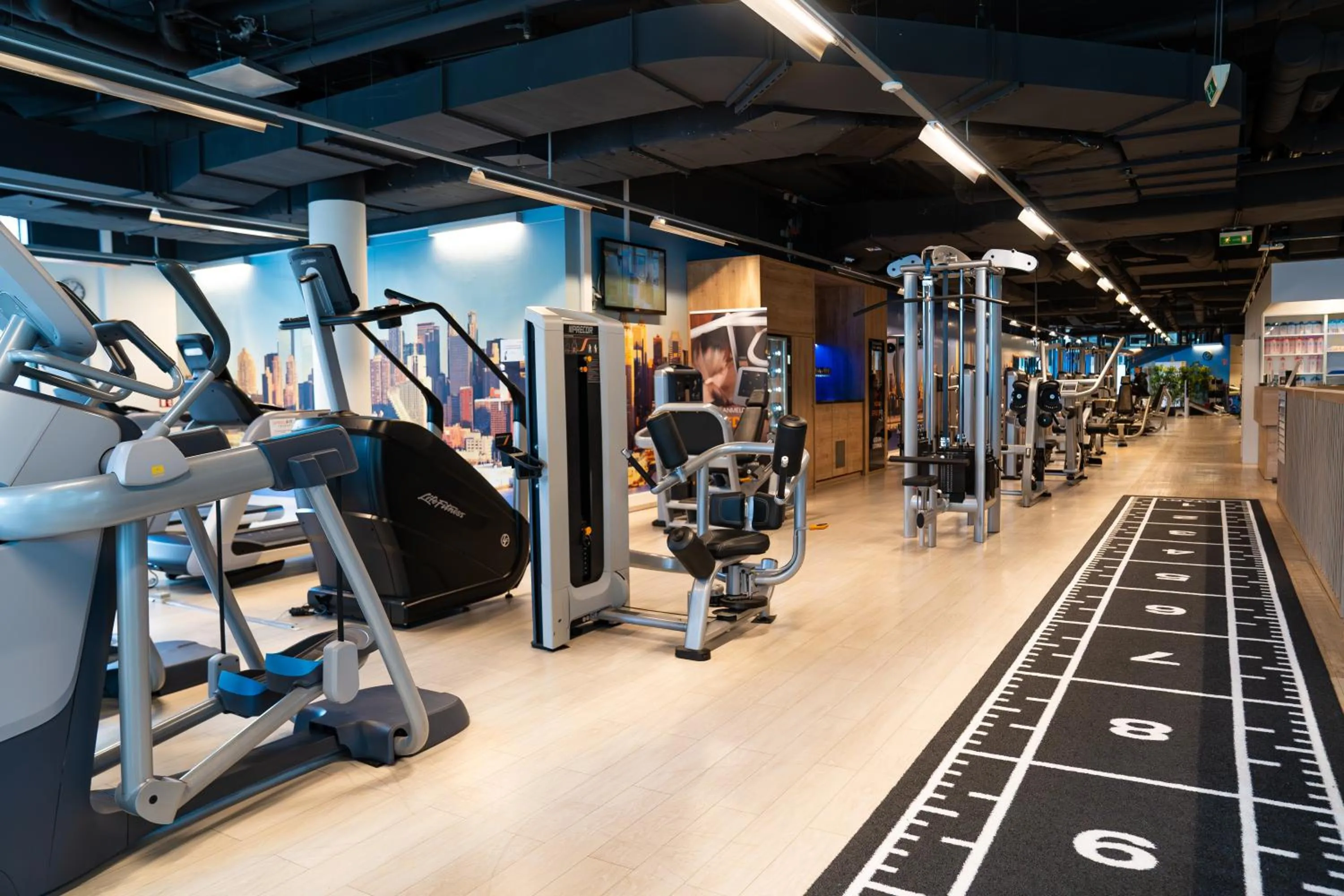 Fitness centre/facilities in Clarion Hotel Vienna South