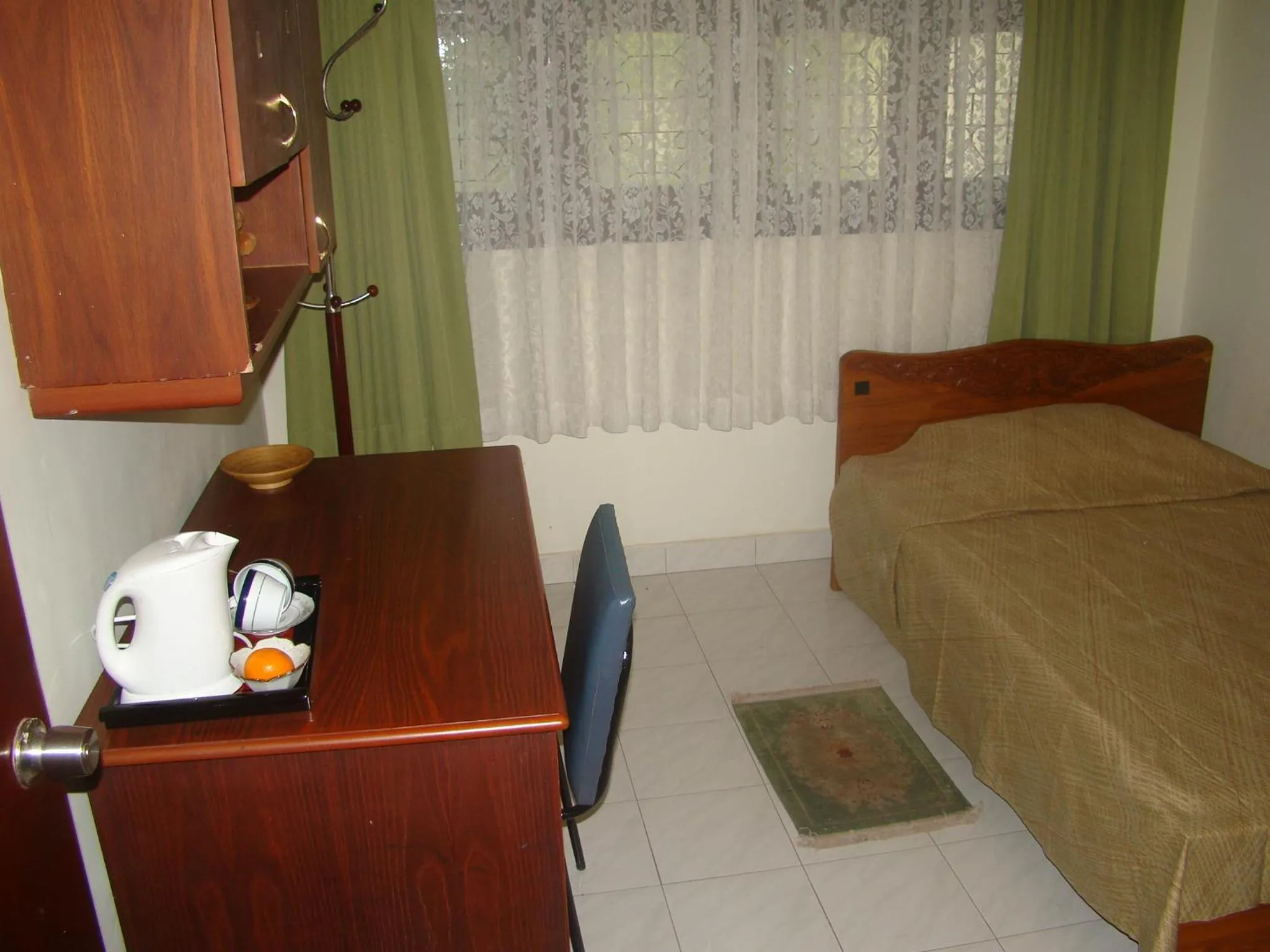 Bedroom, Bed in Villa Shade