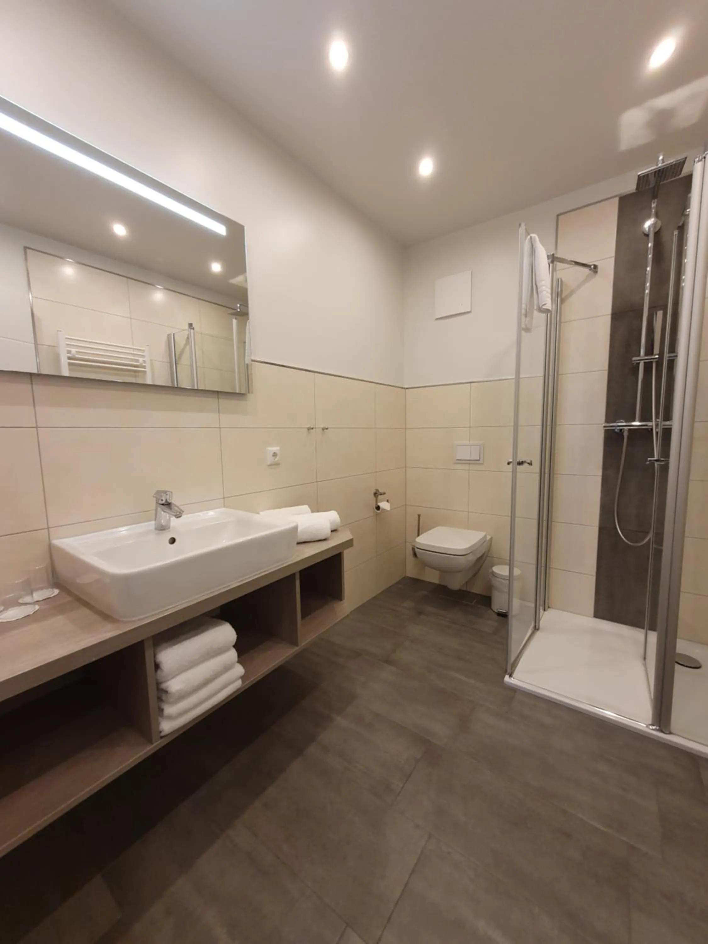 Bathroom in R&R Villen Baabe