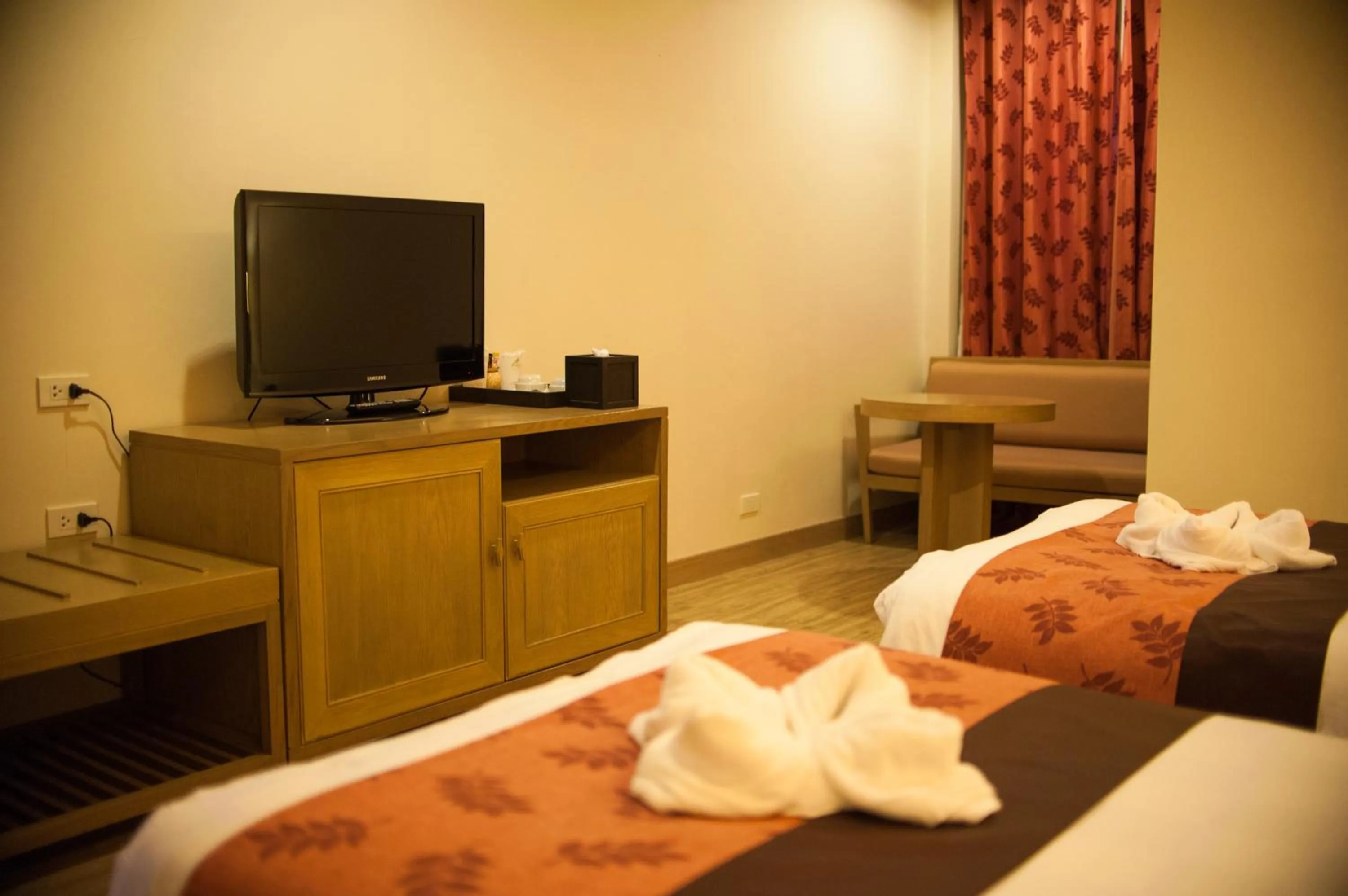 Bedroom, Bed in Panya Resort Hotel