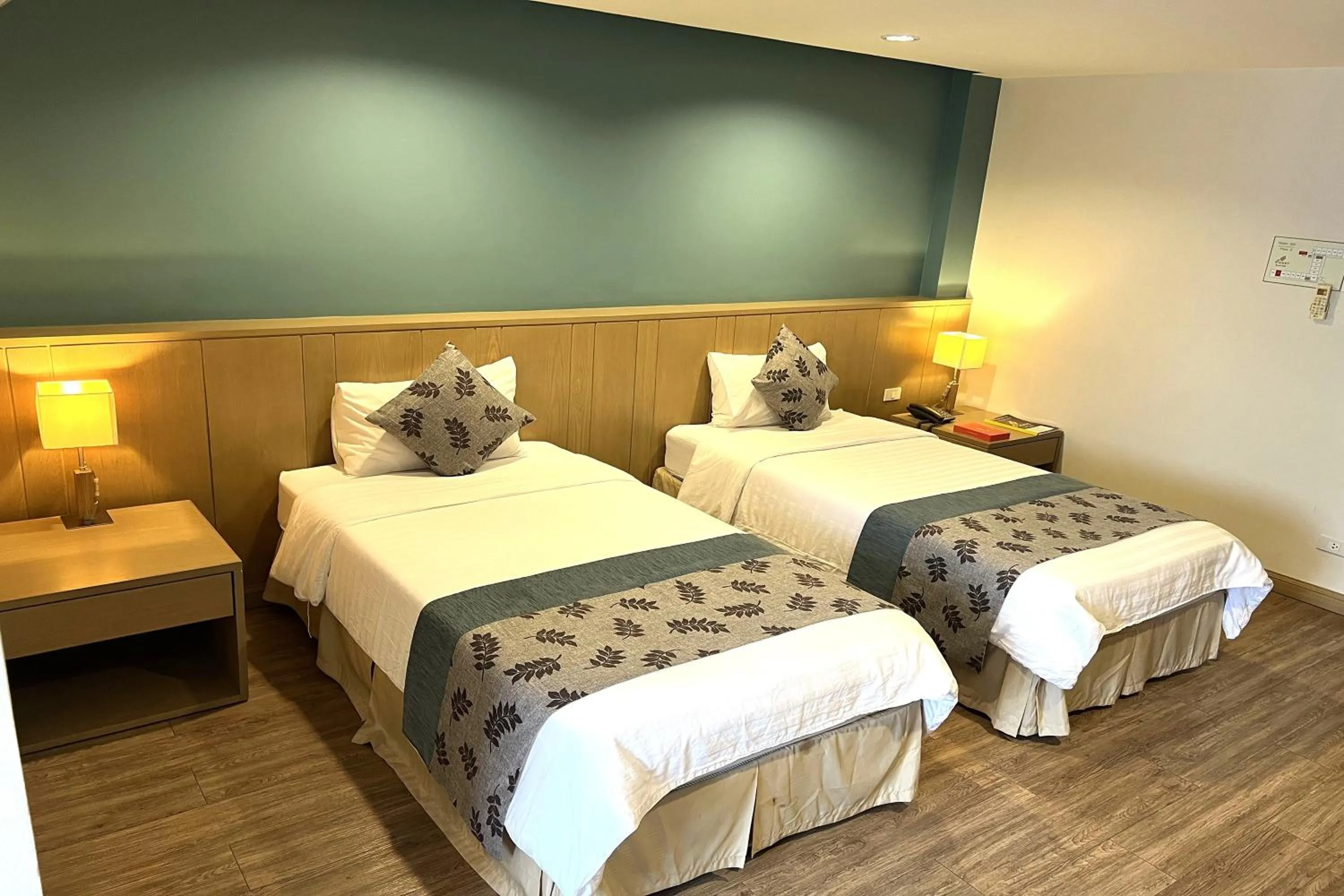 Bed in Panya Resort Hotel