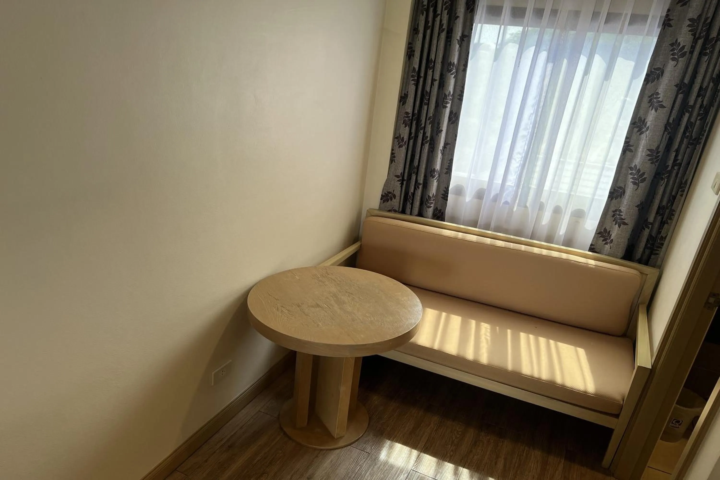 Living room in Panya Resort Hotel