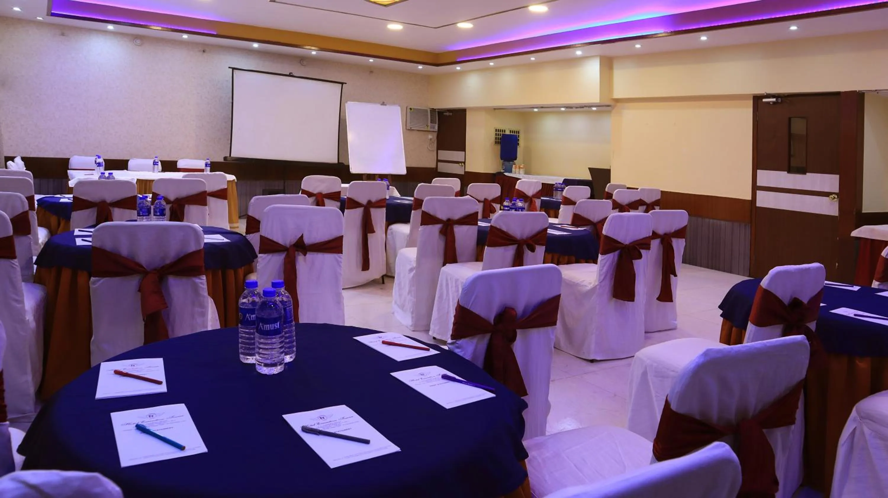 Banquet/Function facilities in Hotel Executive Tower