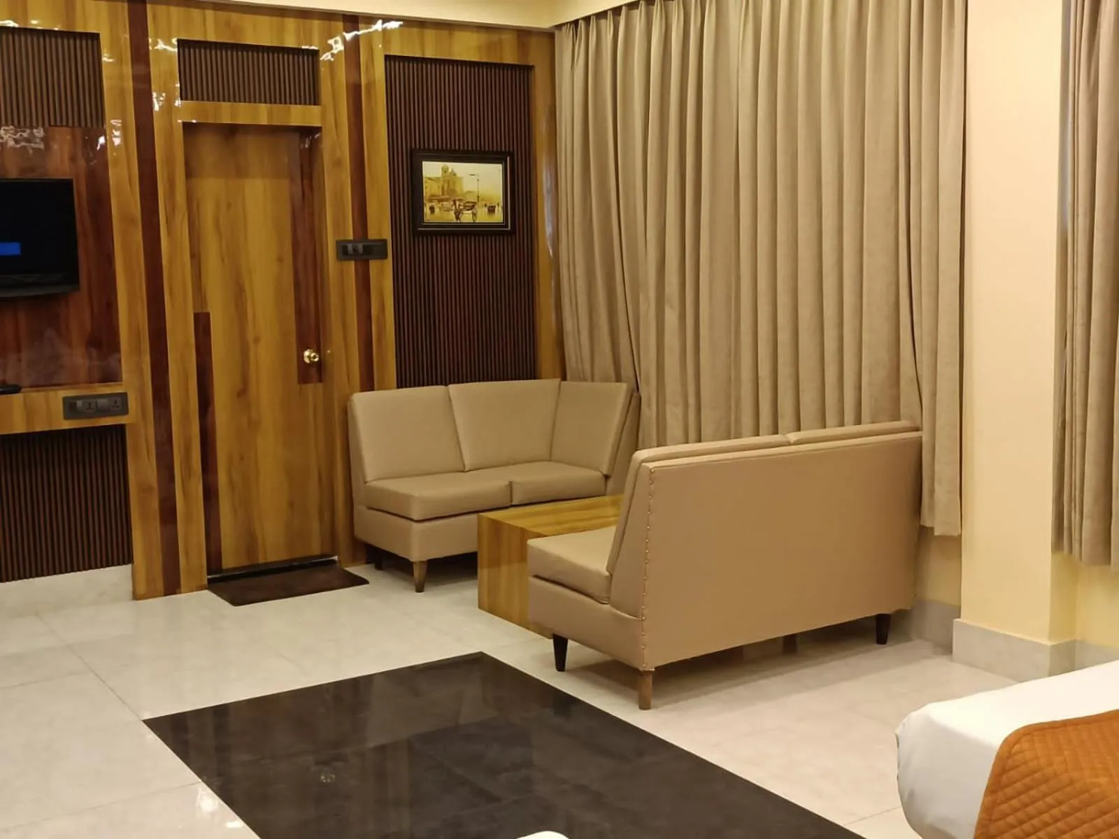 Seating area in Hotel Executive Tower