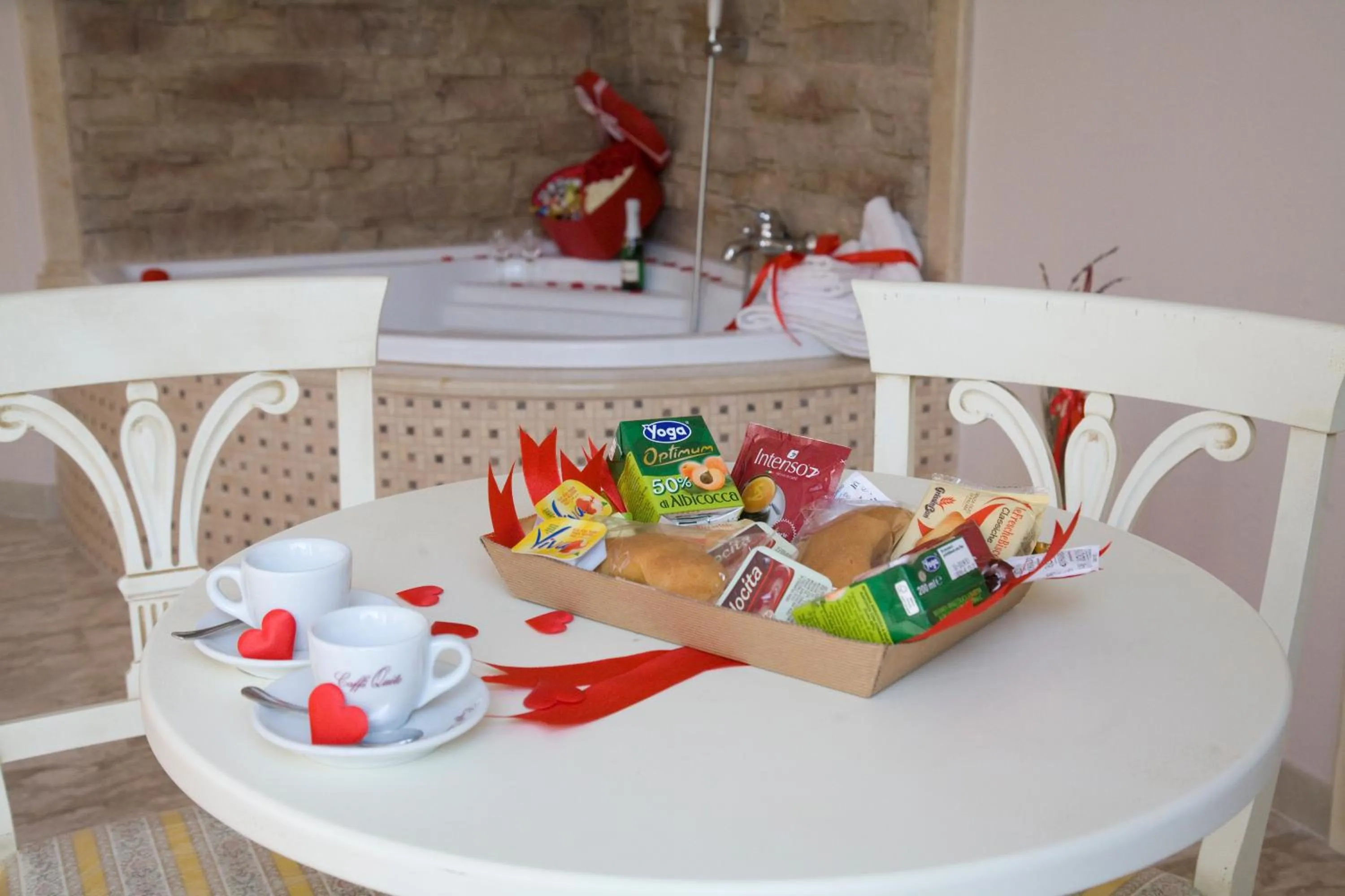 Food and drinks in Gold94