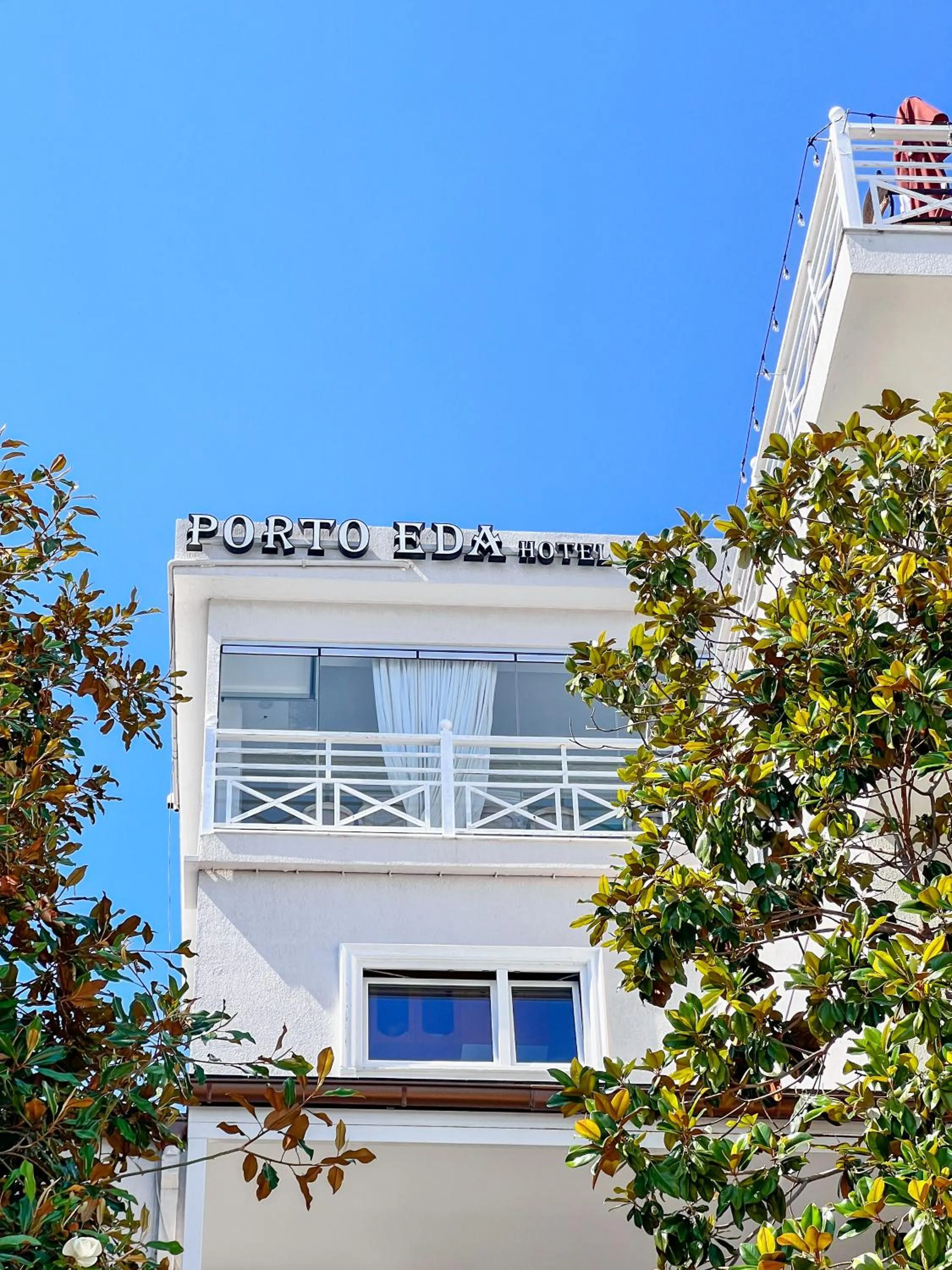 Property building in Porto Eda Hotel