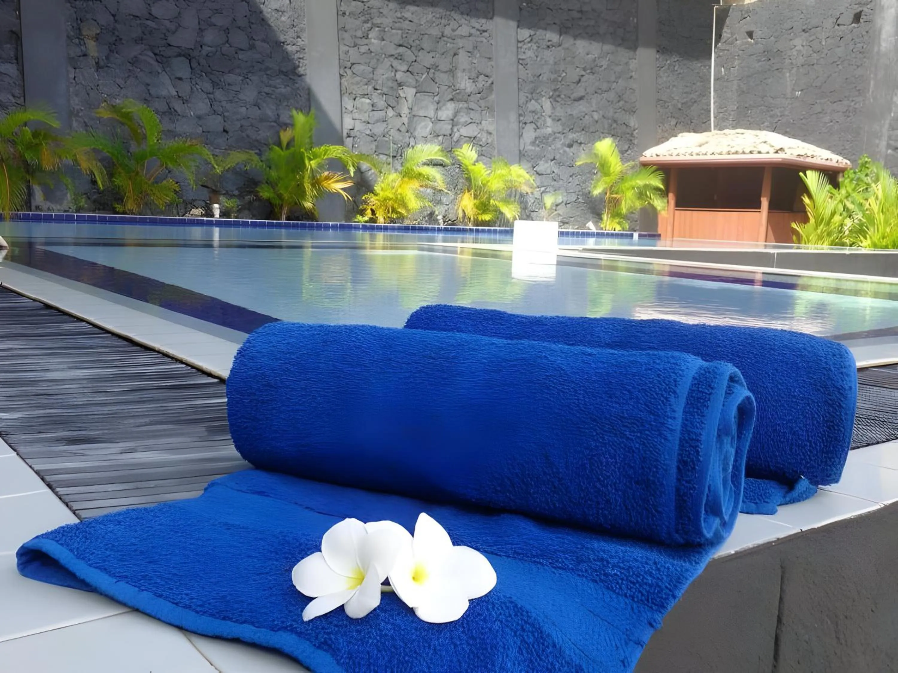 Swimming pool in Hotel Silan Mo