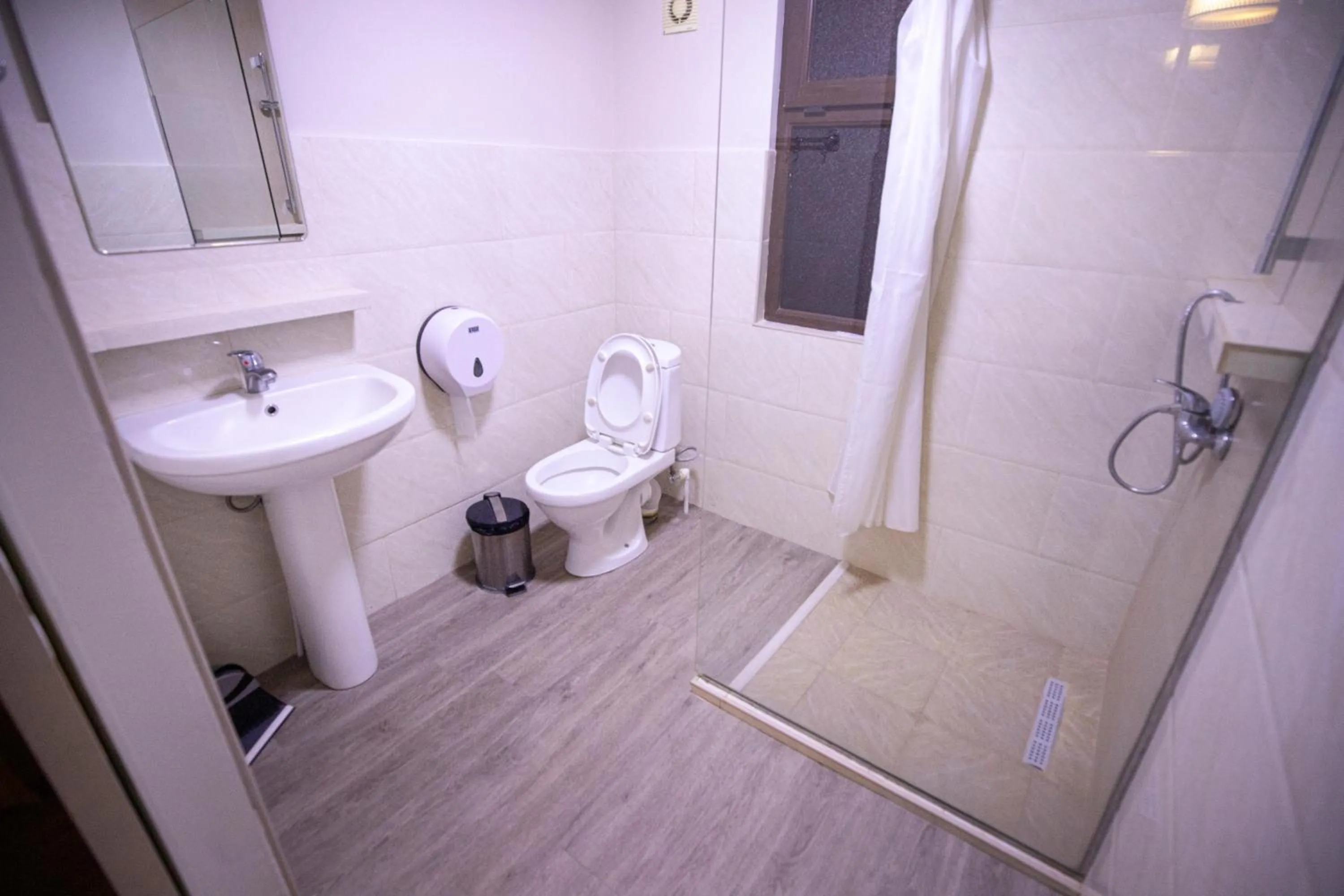 Shower in Cross Resort Hotel