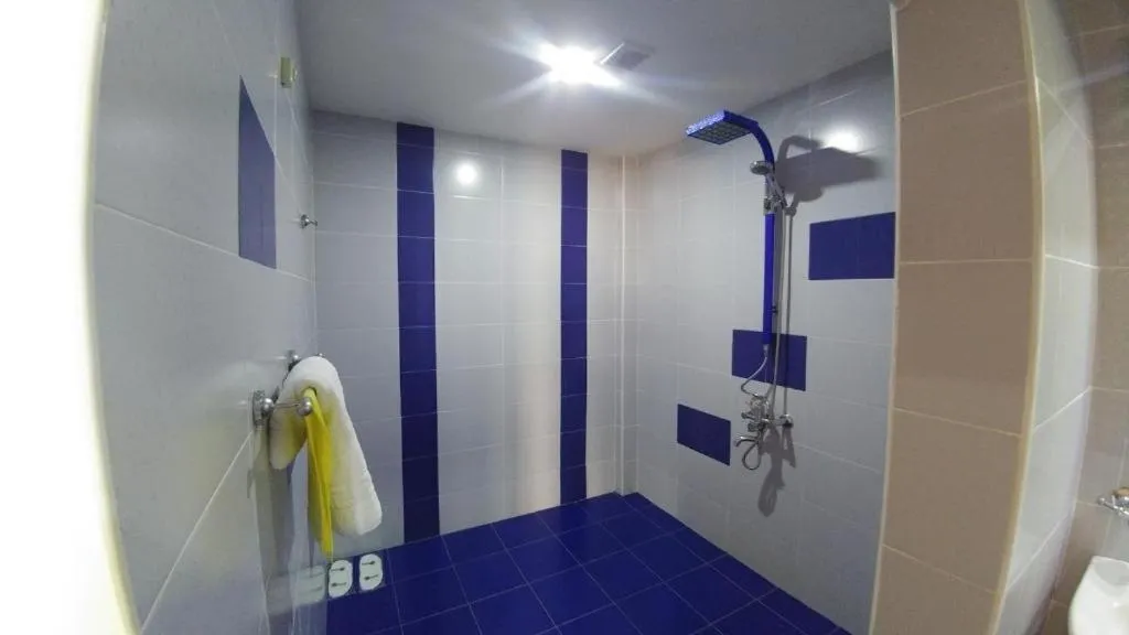 Shower in Cross Resort Hotel