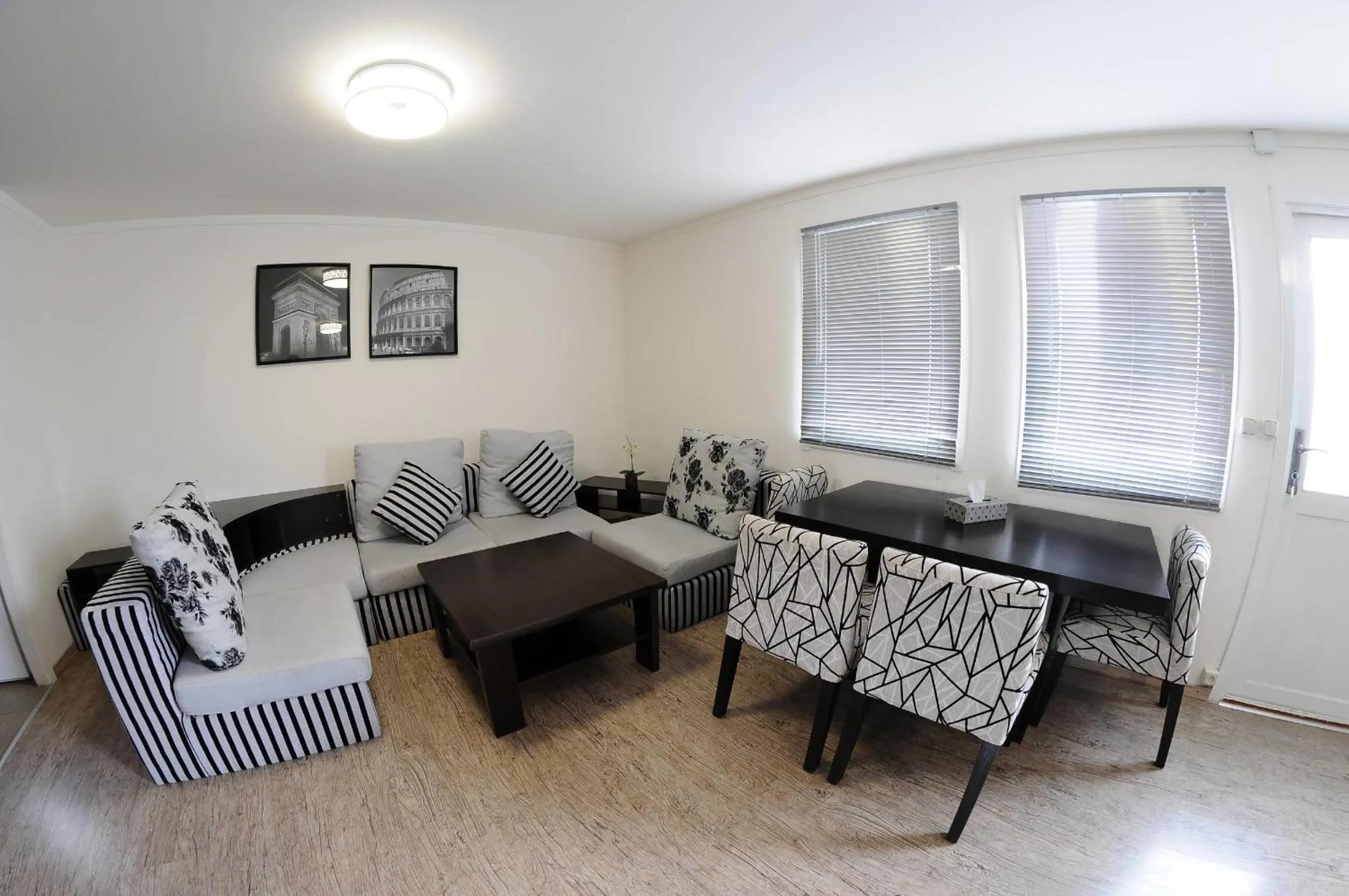 Dining area in Cross Resort Hotel