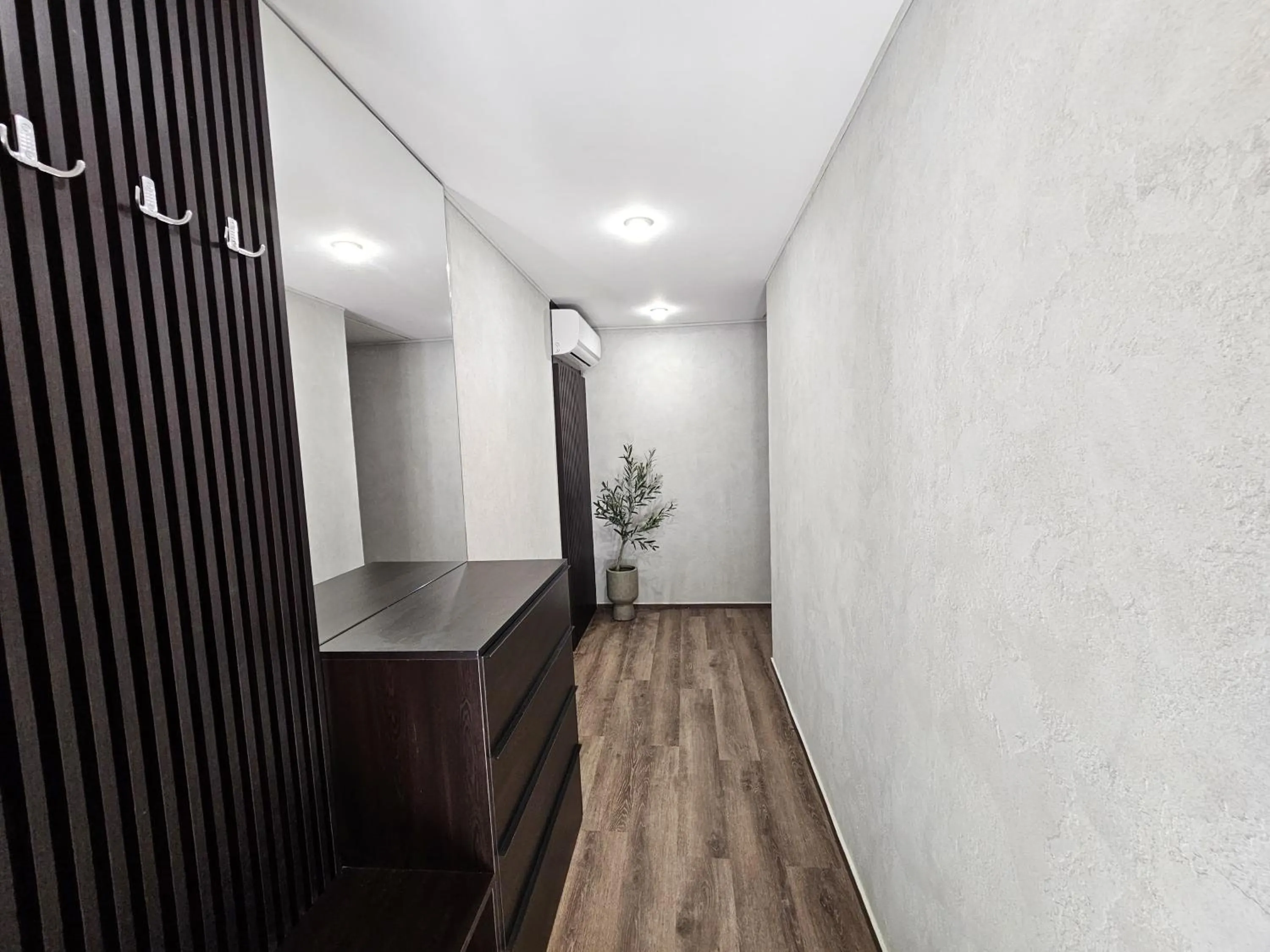 Photo of the whole room in Cross Resort Hotel