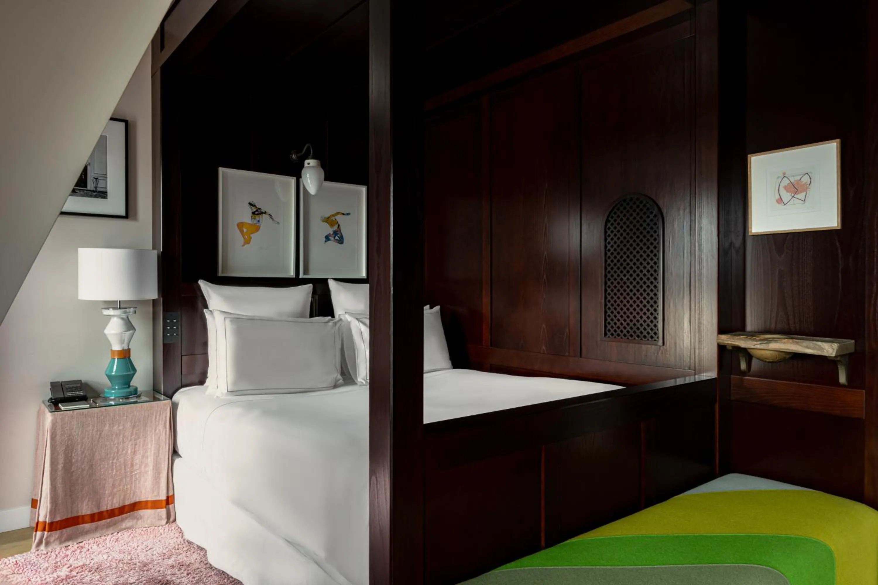 Bedroom, Bed in Experimental Marais