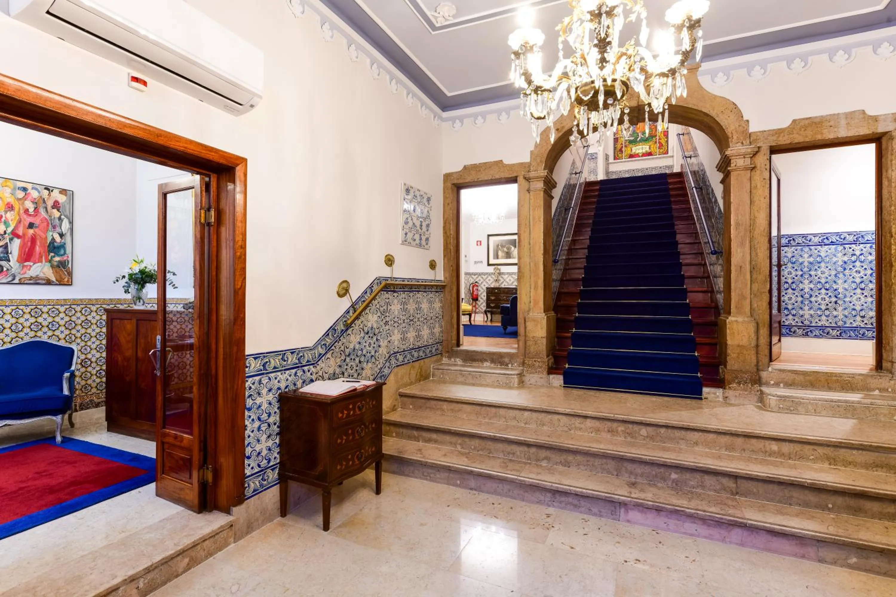 Facade/entrance in Casa de Sao Mamede Hotel