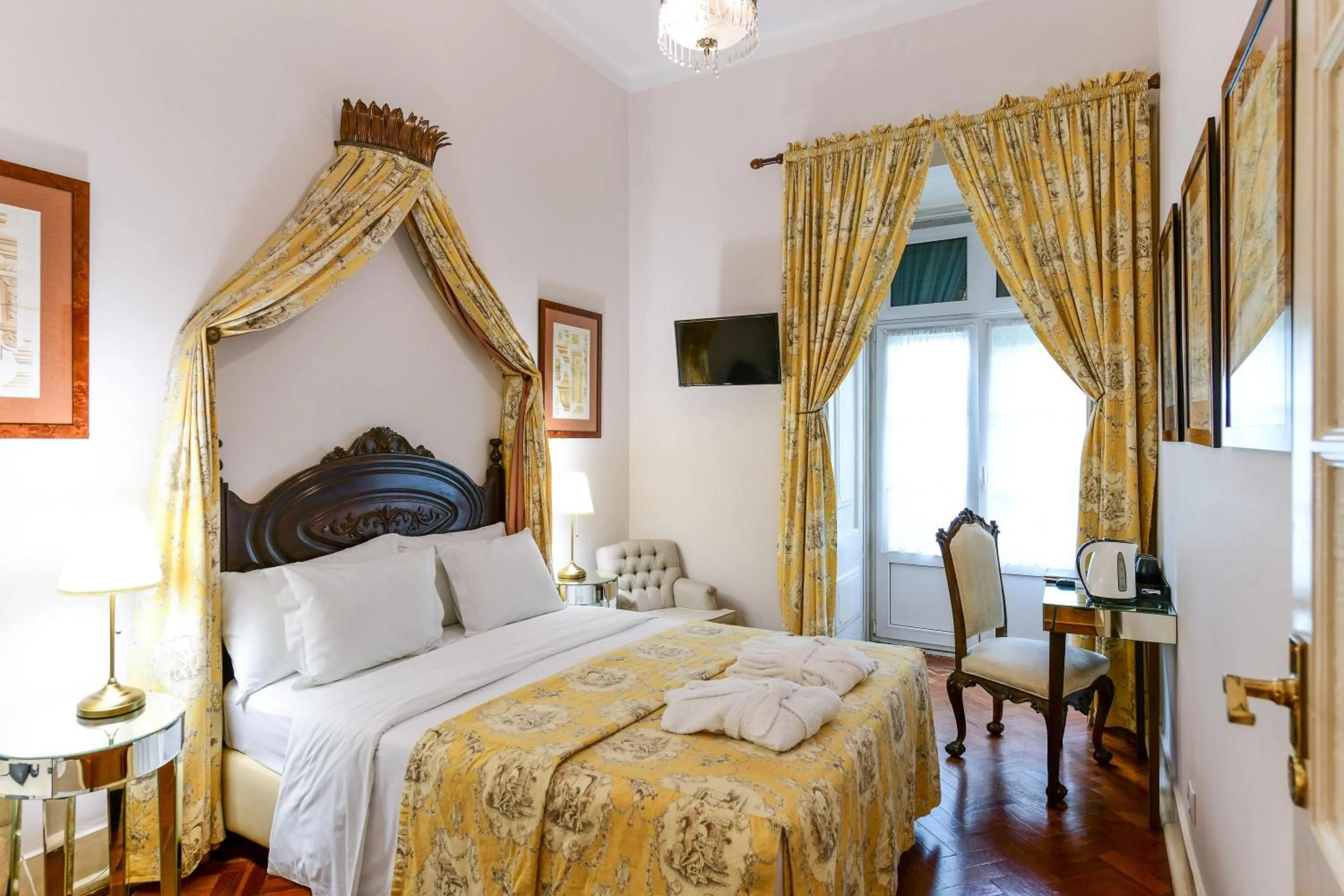 Bedroom, Bed in Casa de Sao Mamede Hotel