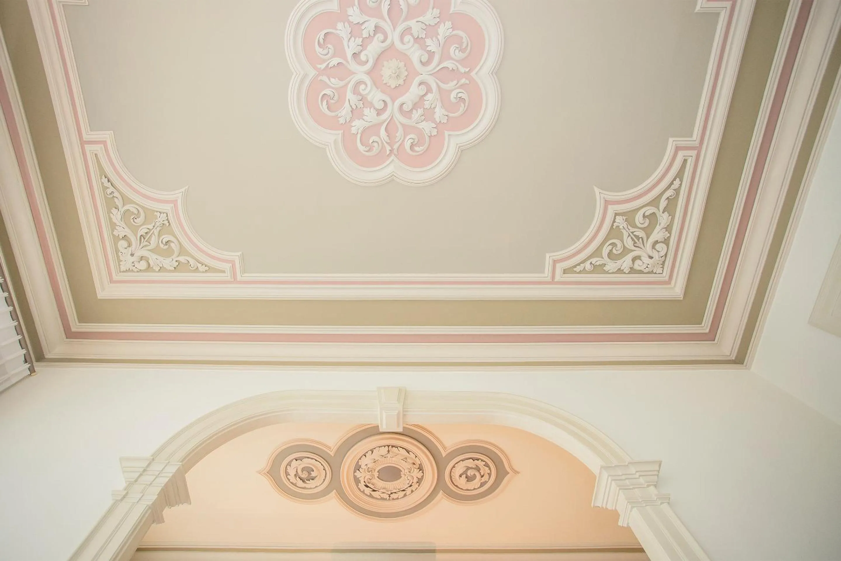 Decorative detail in Palace Museum & National Monument - Espaço Palmeiras