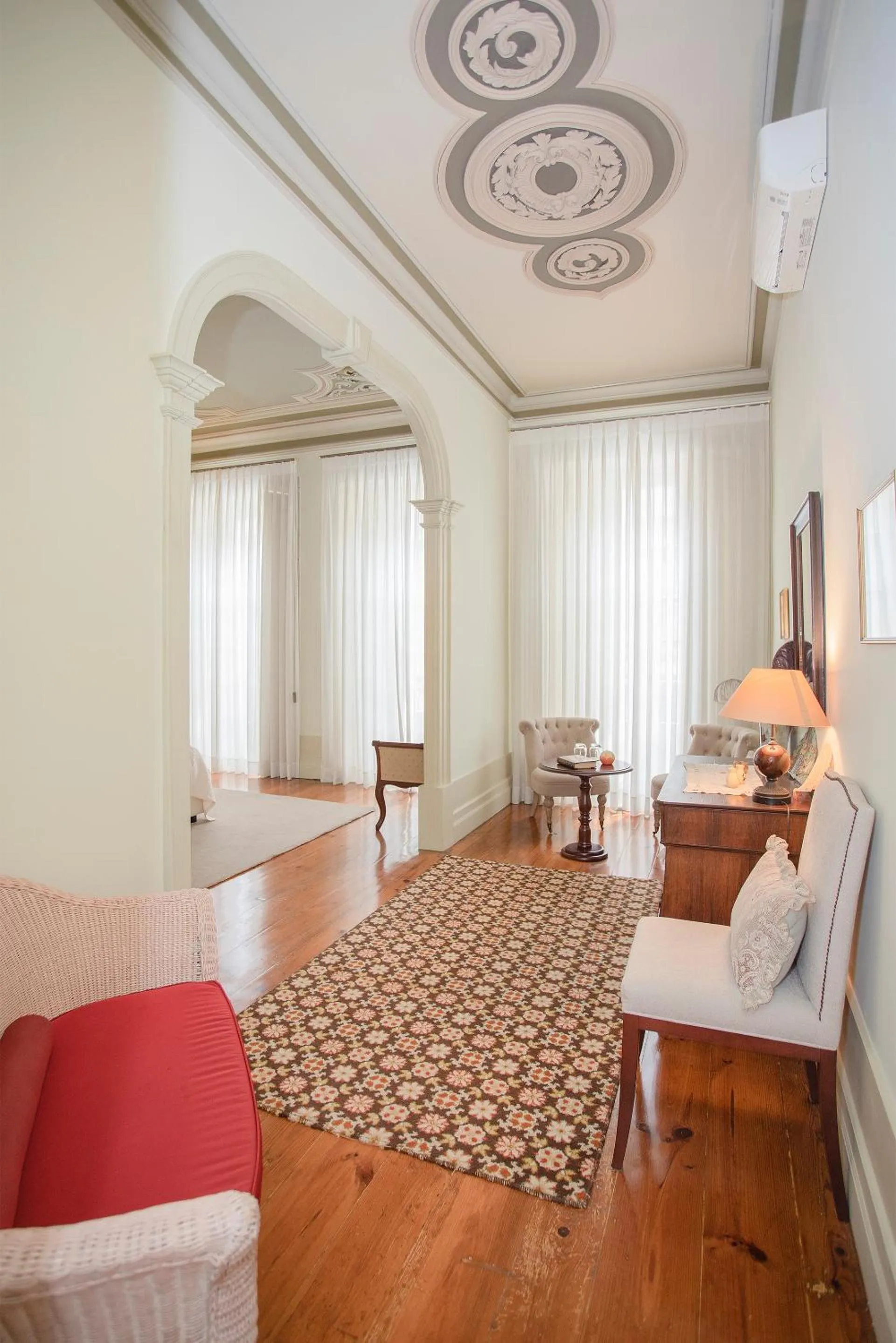 Living room, Bed in Palace Museum & National Monument - Espaço Palmeiras