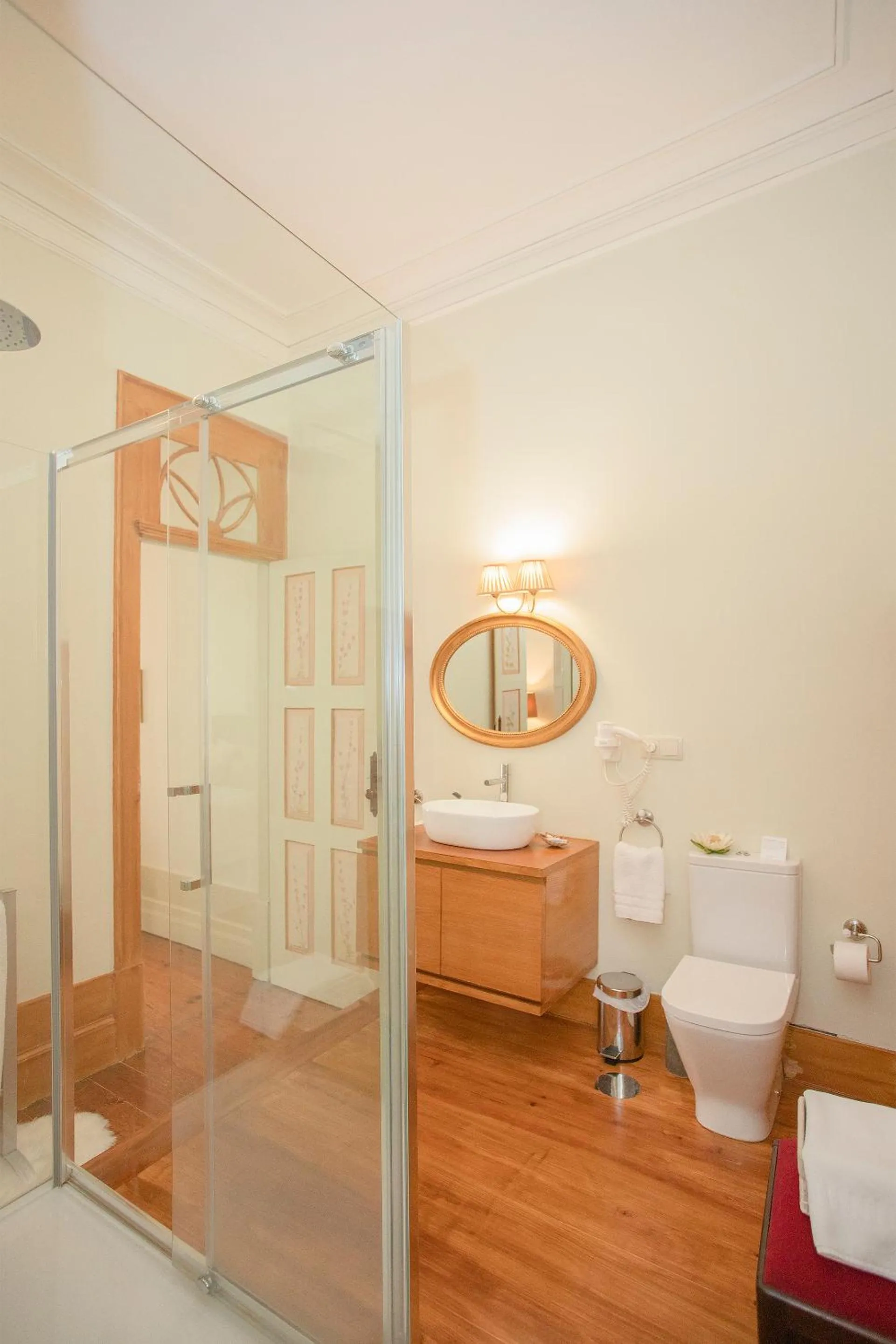 Bathroom in Palace Museum & National Monument - Espaço Palmeiras