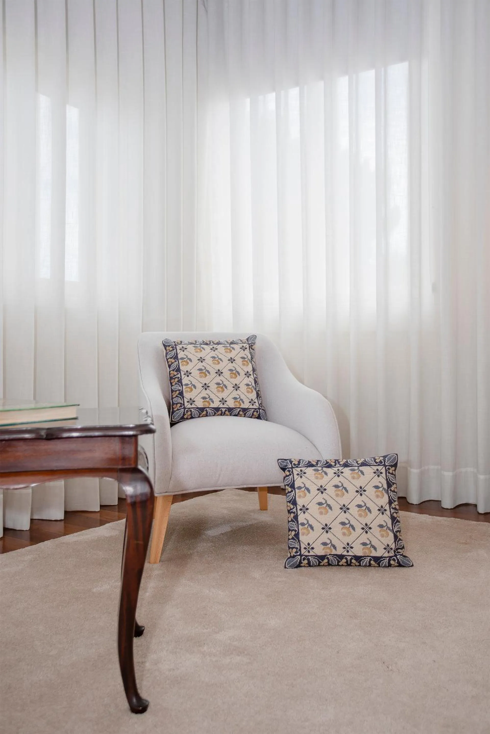 Seating area in Palace Museum & National Monument - Espaço Palmeiras