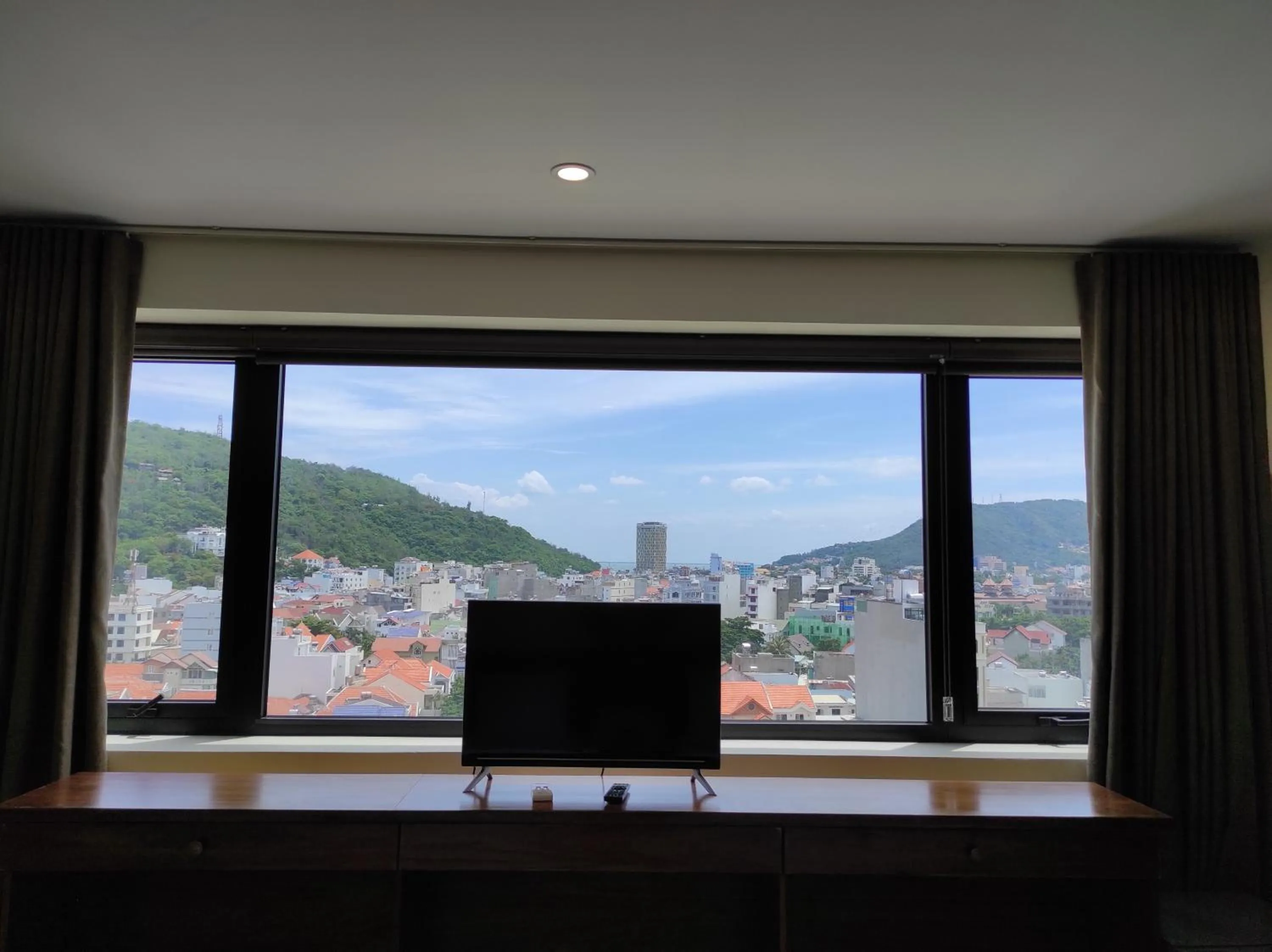 City view in HỒNG HẢI 2 HOTEL