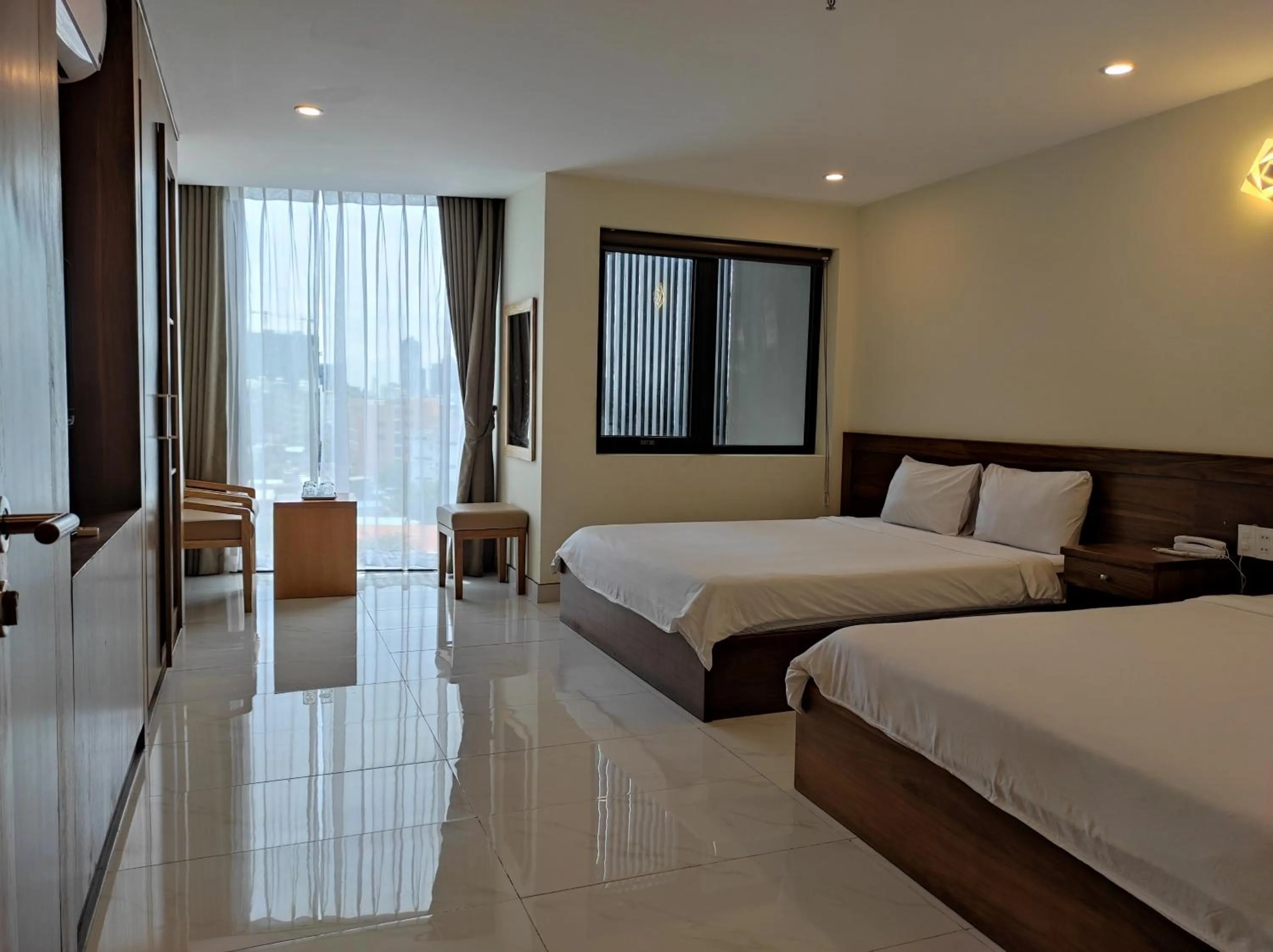 Photo of the whole room, Bed in HỒNG HẢI 2 HOTEL
