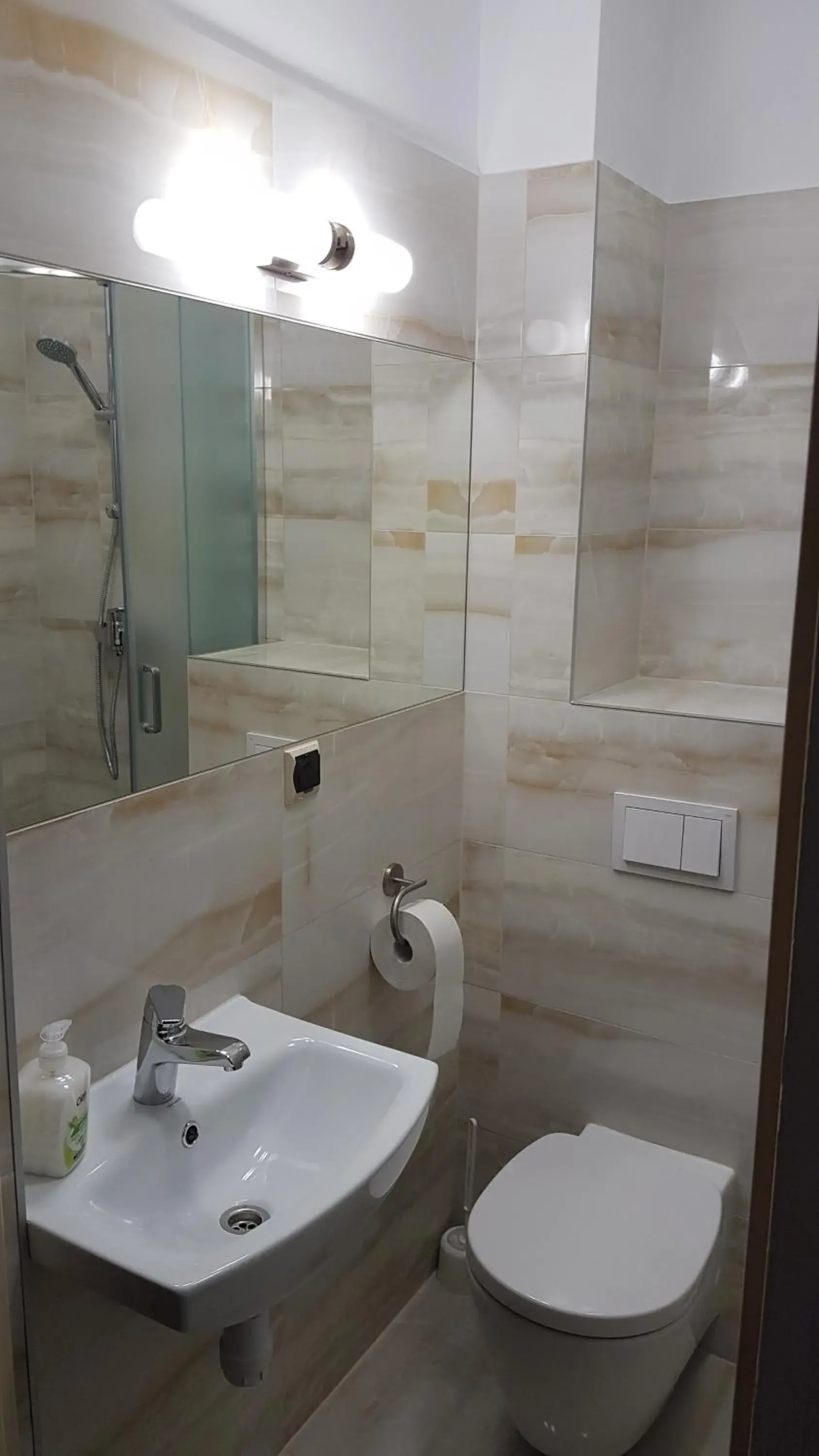 Single Room in Hotel Śnieżnik Single Room in Hotel Śnieżnik